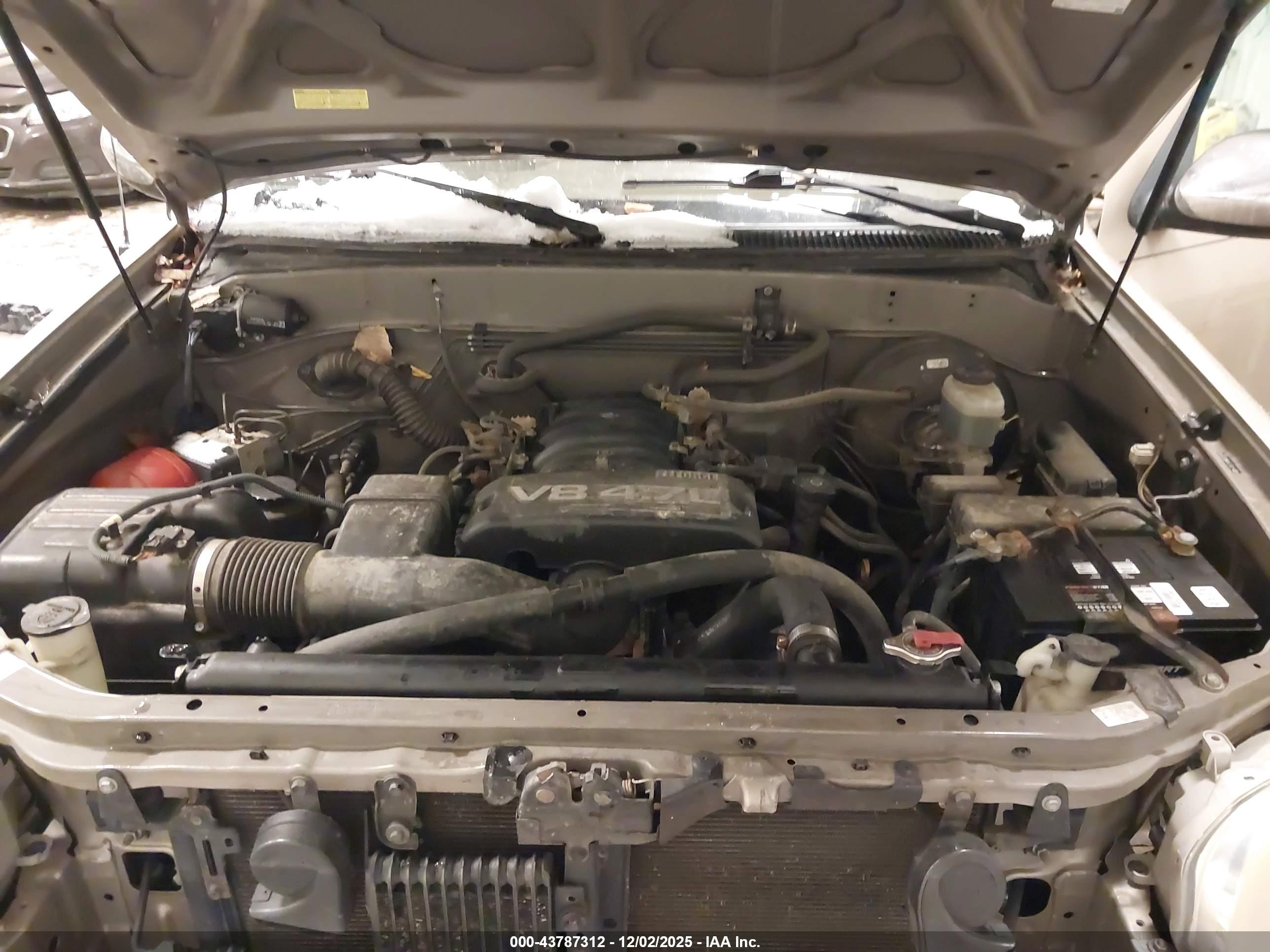 TOYOTA TUNDRA image 10