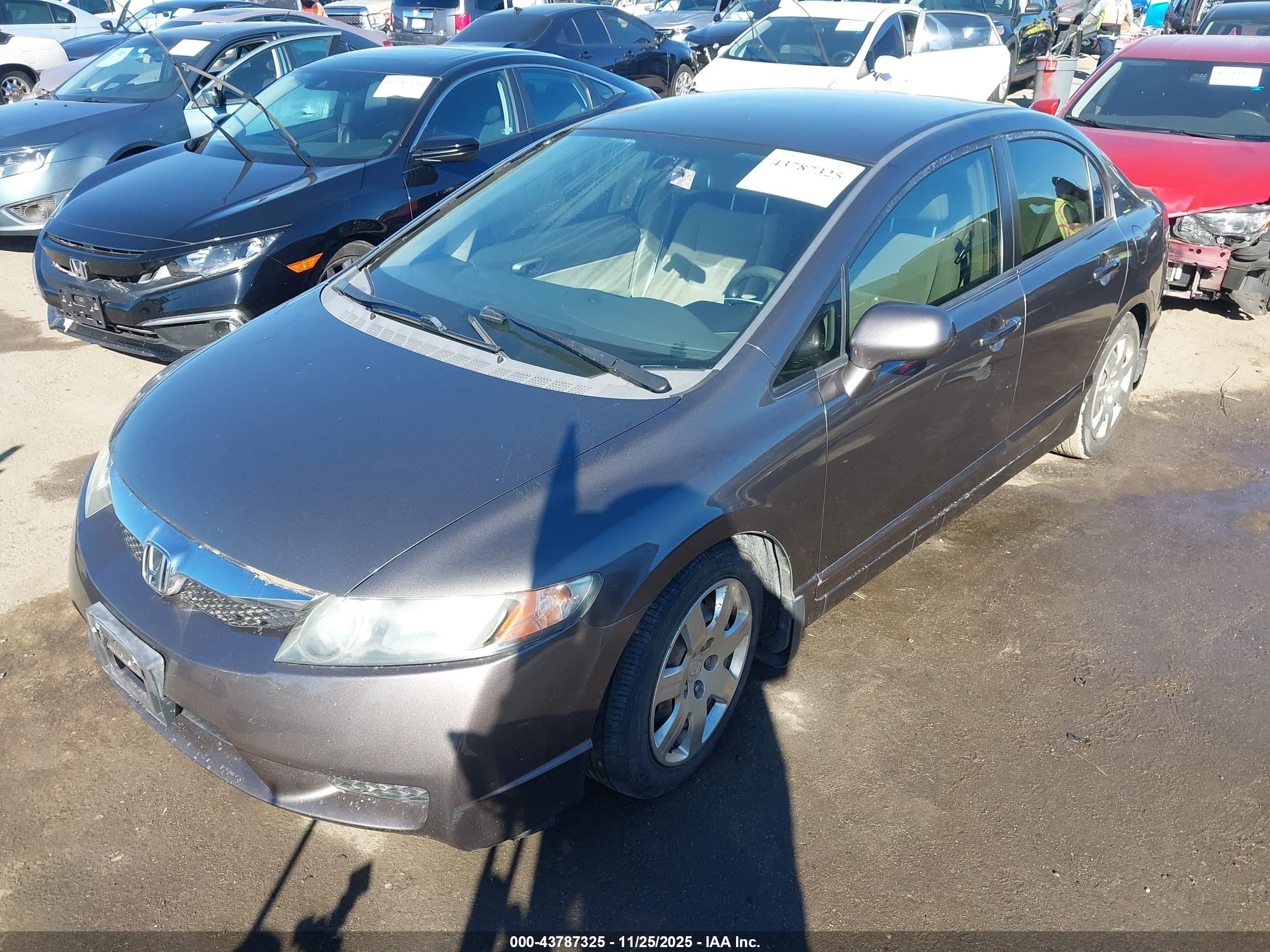HONDA CIVIC image 2