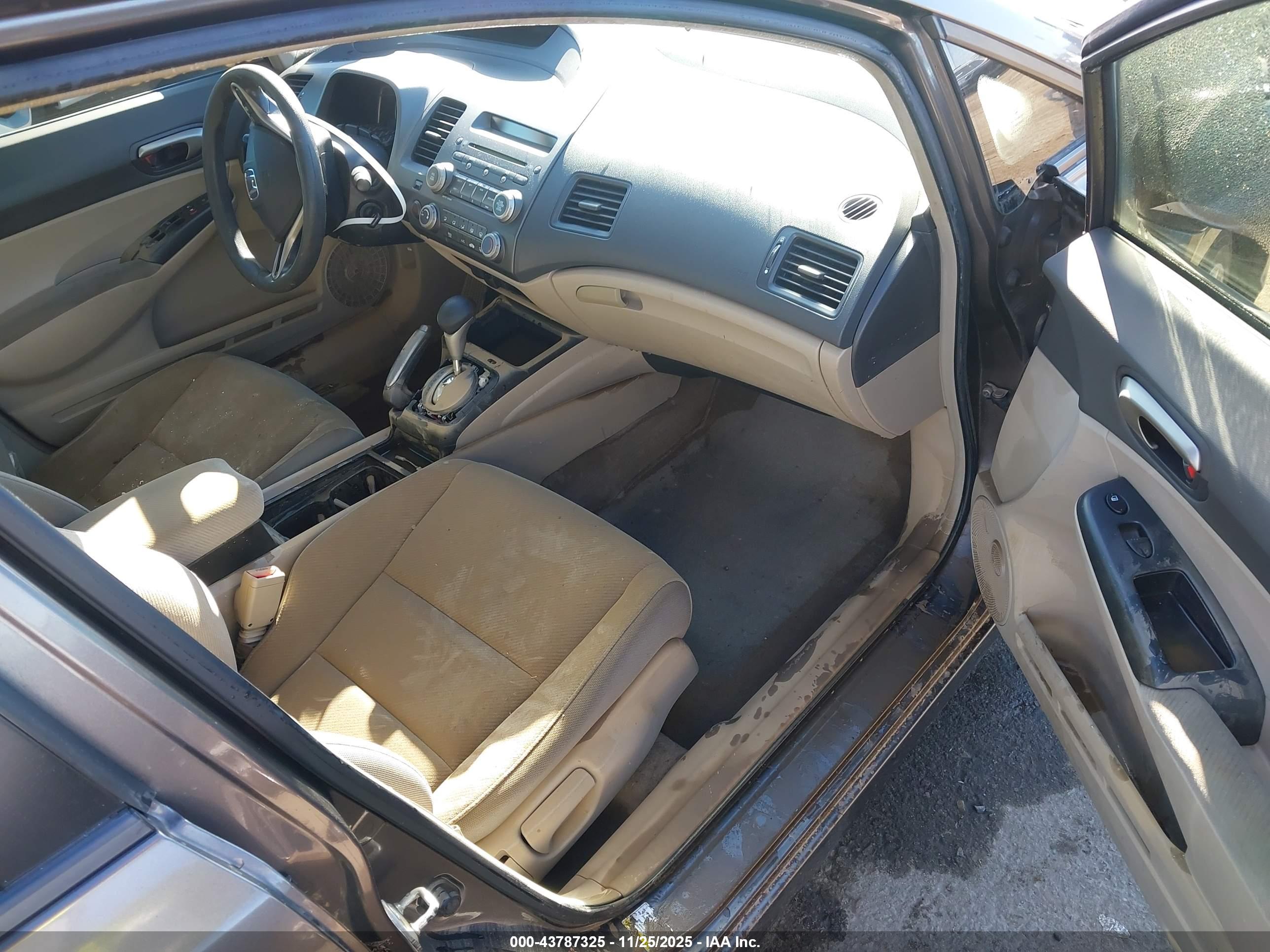 HONDA CIVIC image 5