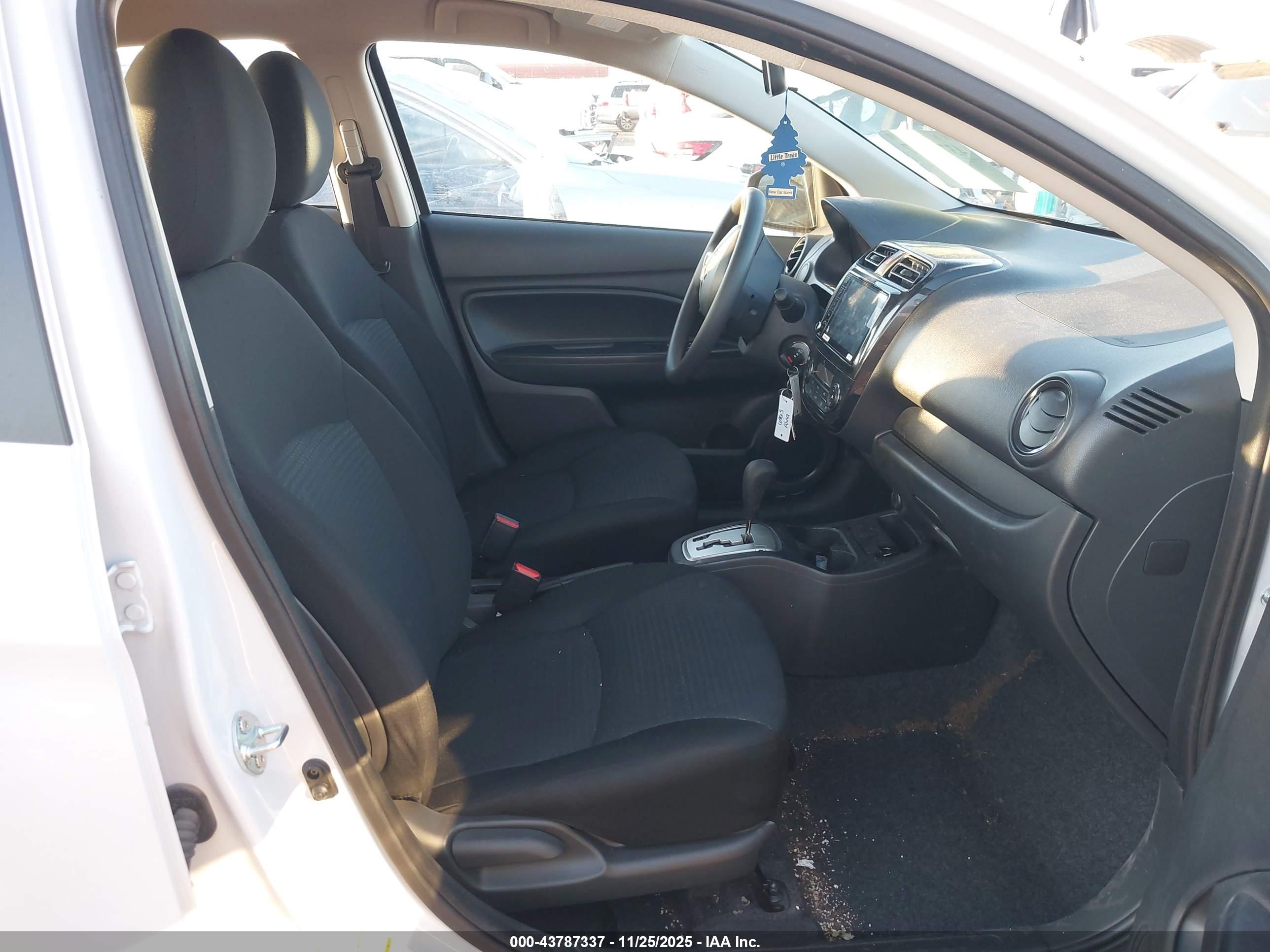 MITSUBISHI MIRAGE image 5