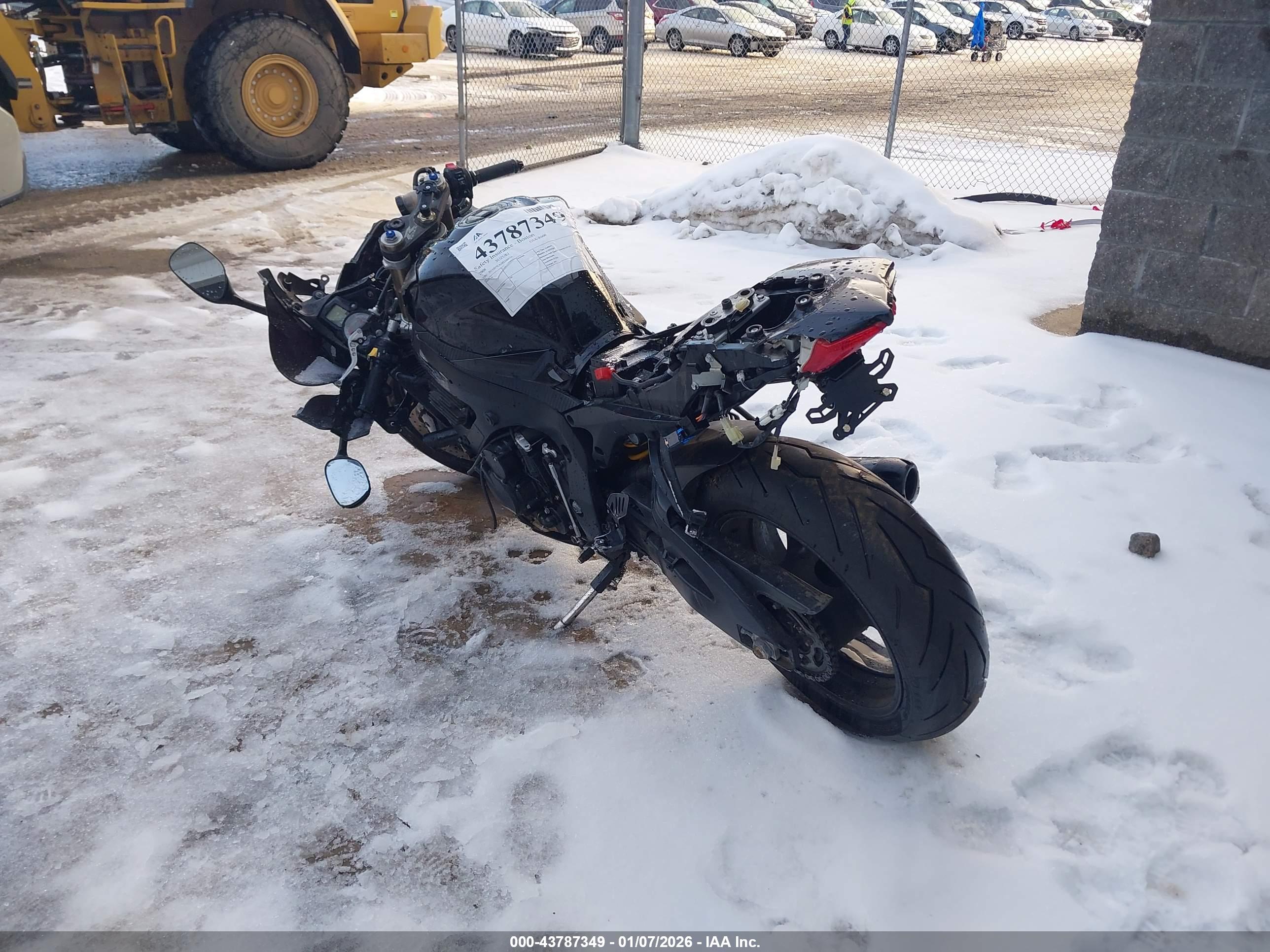 SUZUKI GSX-R600 image 3