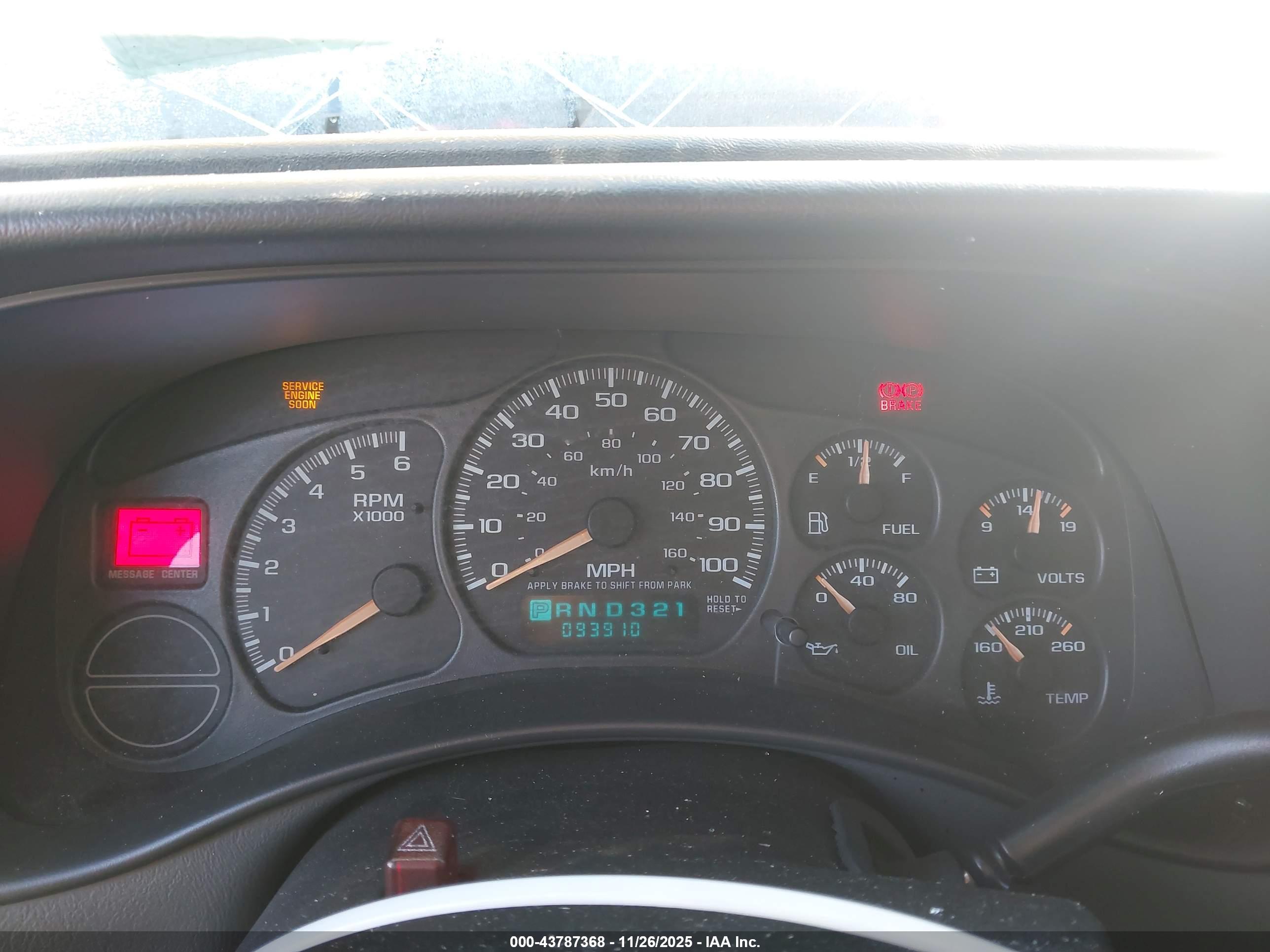 CHEVROLET TAHOE image 7
