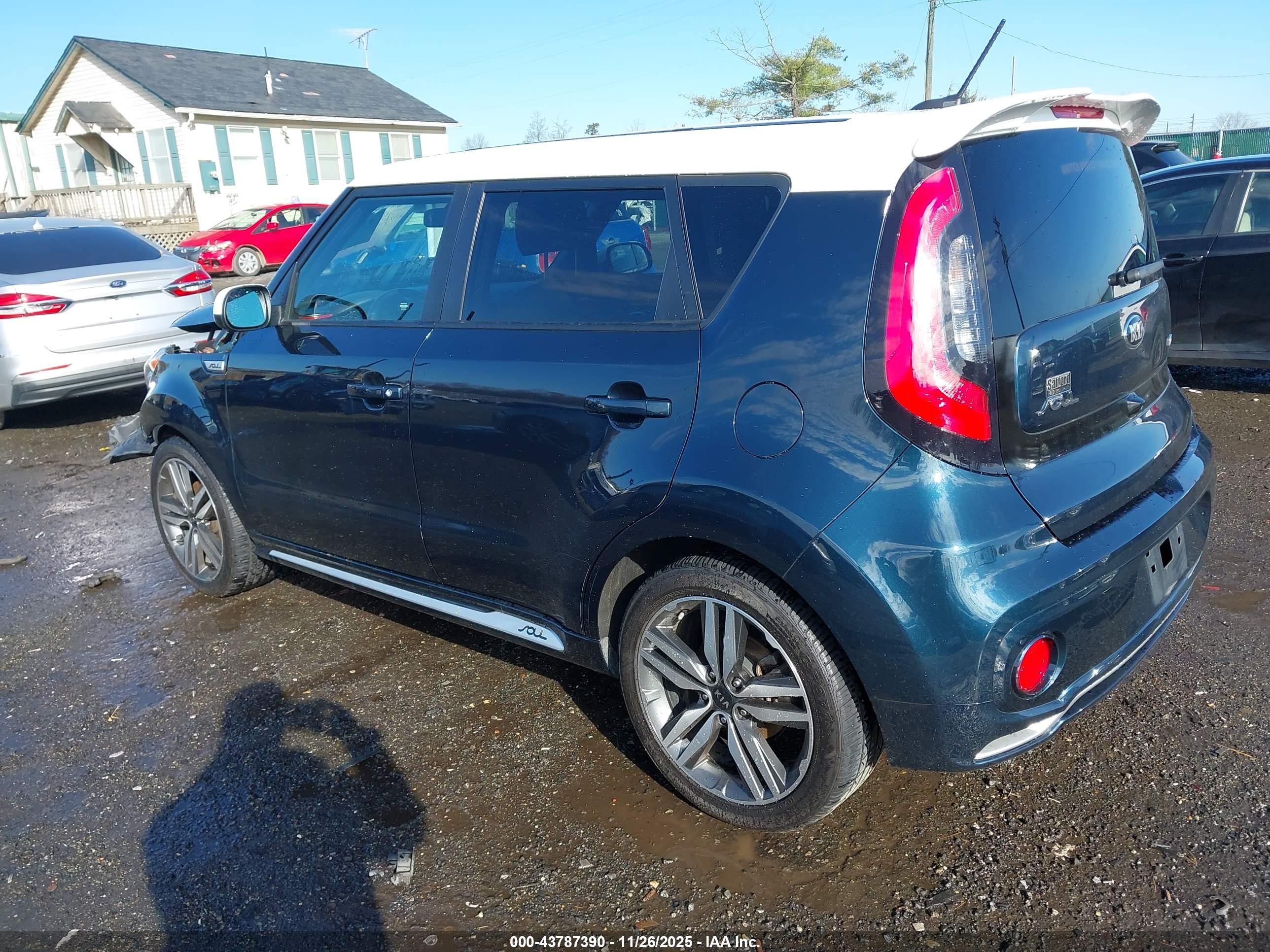 KIA SOUL image 3