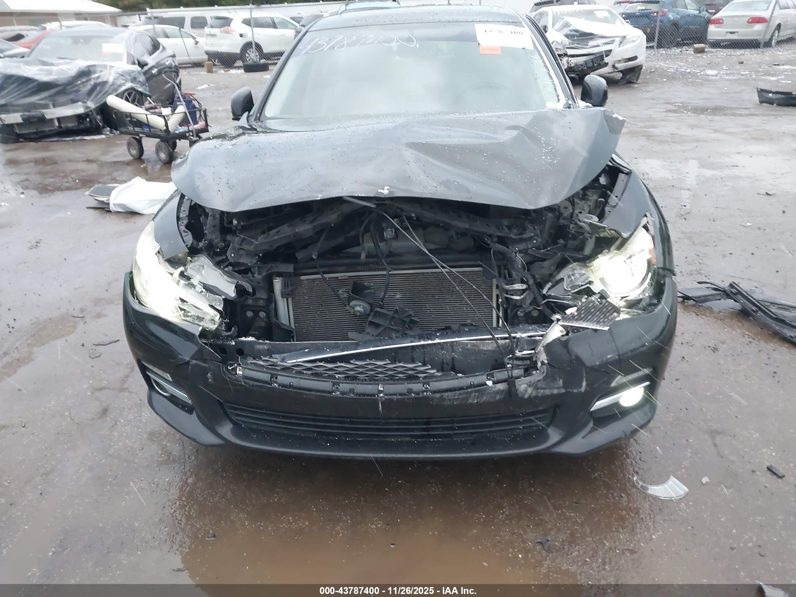 INFINITI Q50 image 6