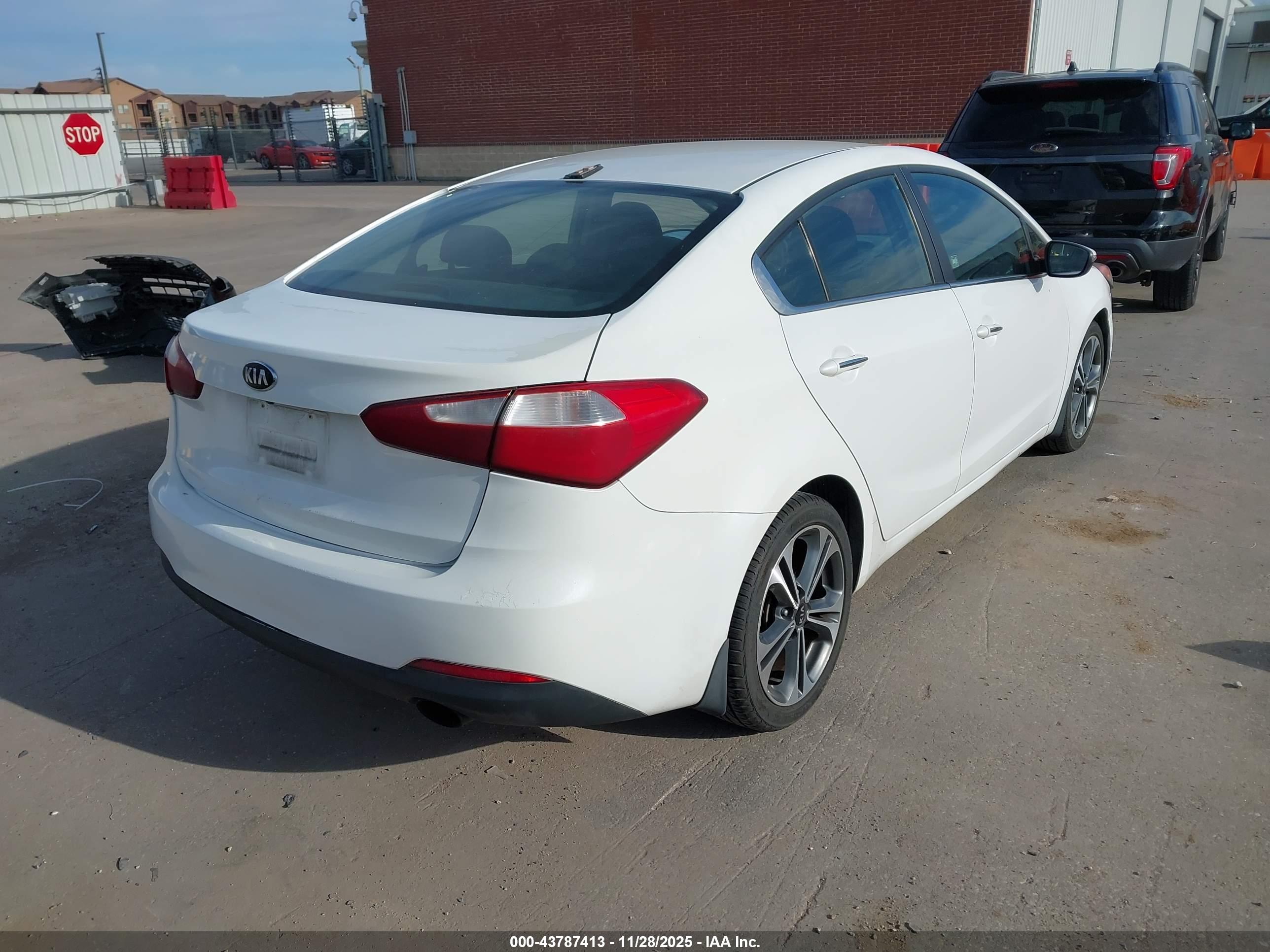 KIA FORTE image 4