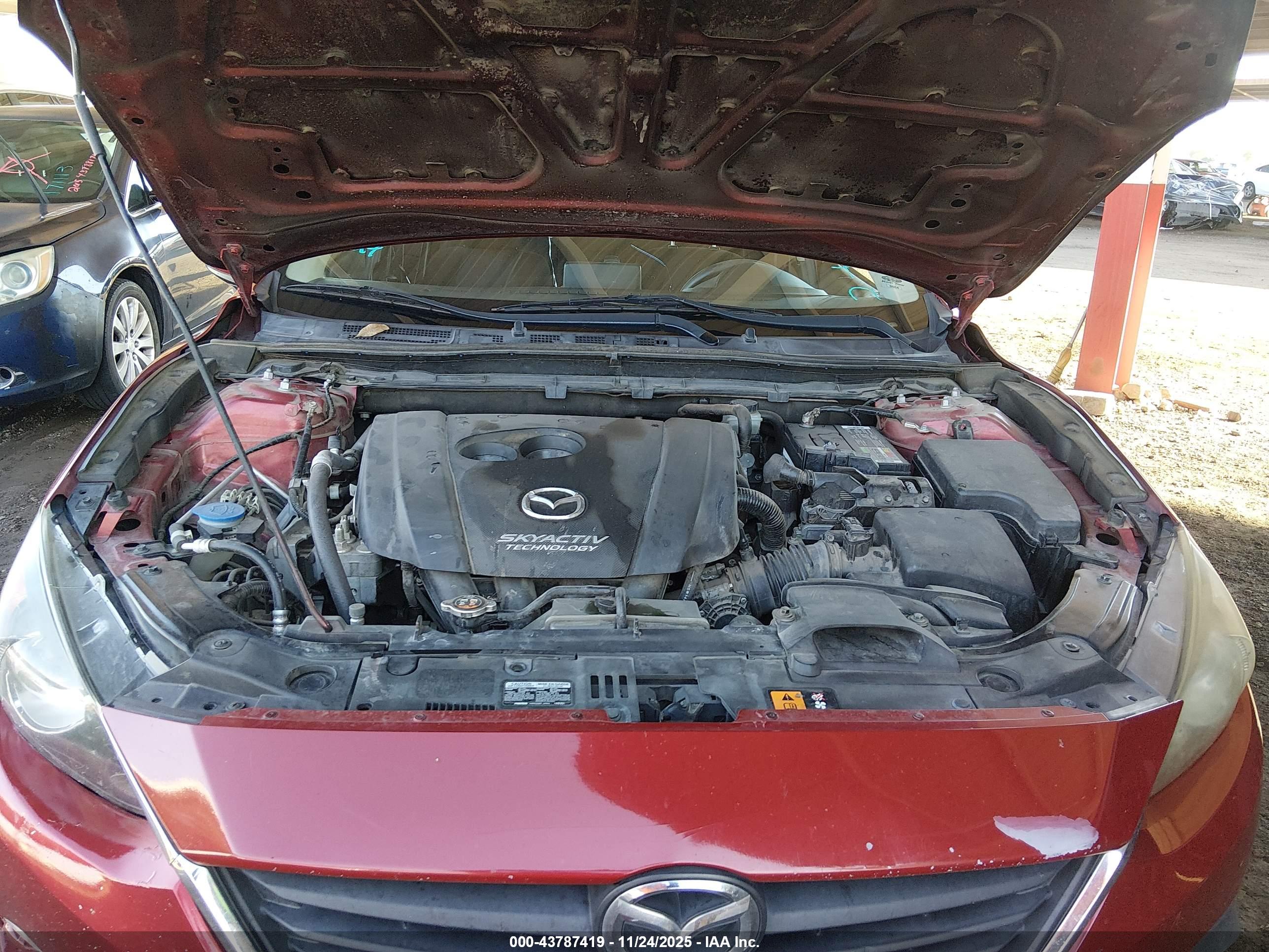 MAZDA MAZDA3 image 10