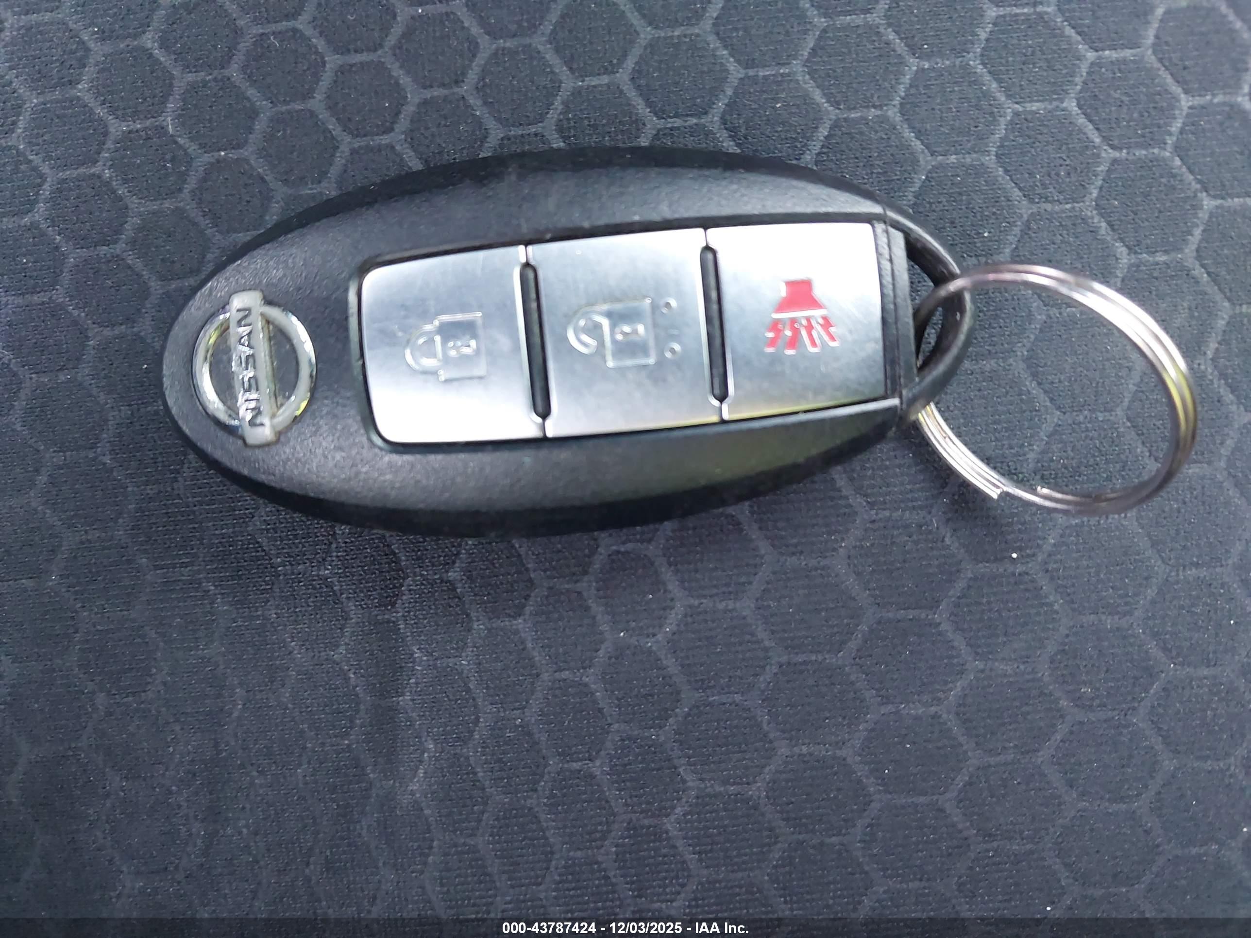 NISSAN JUKE image 11