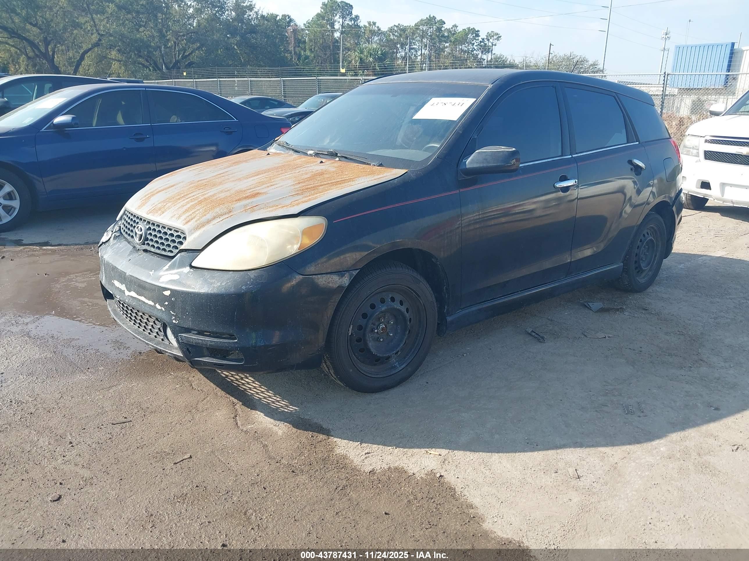 TOYOTA MATRIX image 2