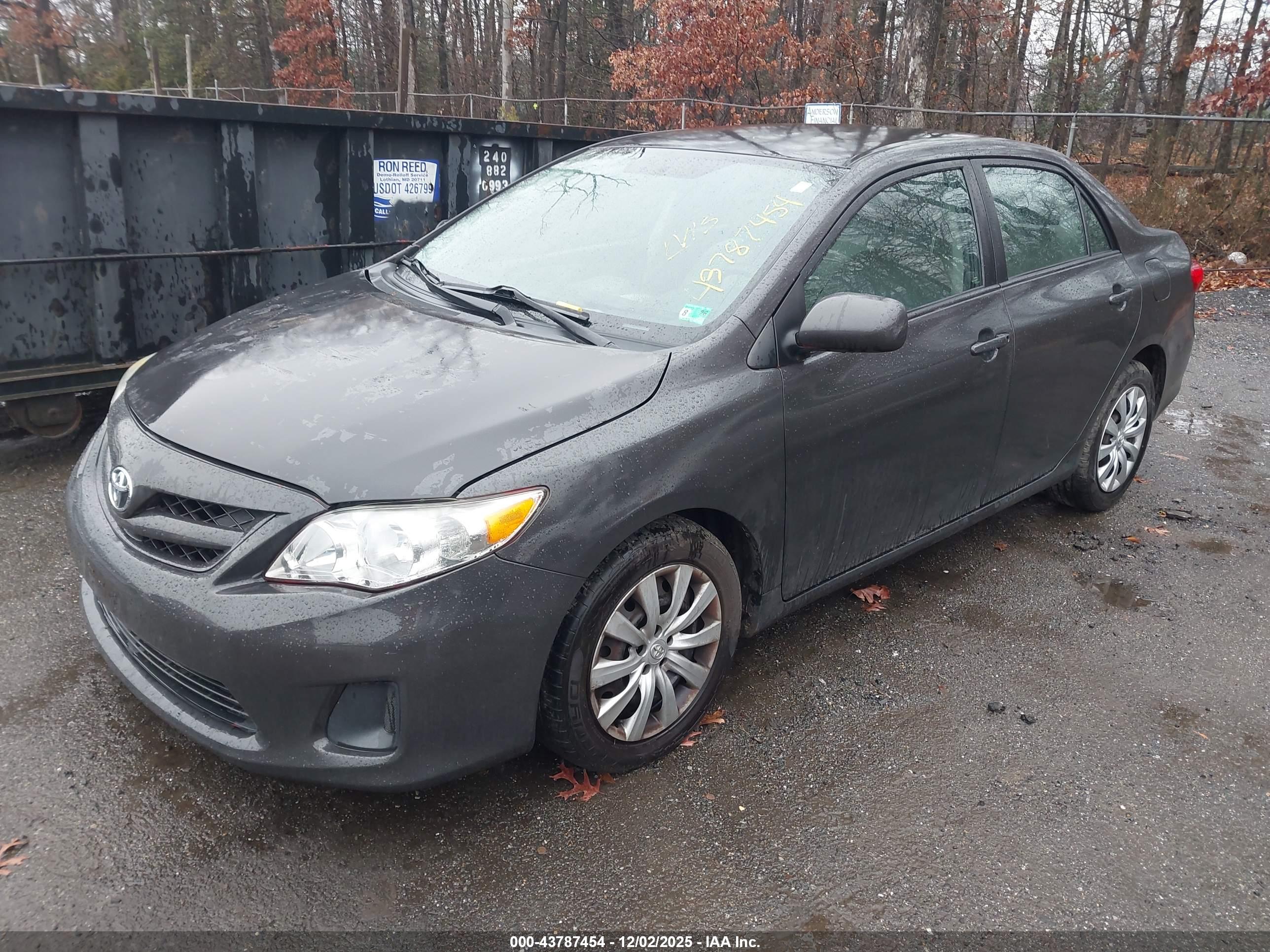 TOYOTA COROLLA image 2