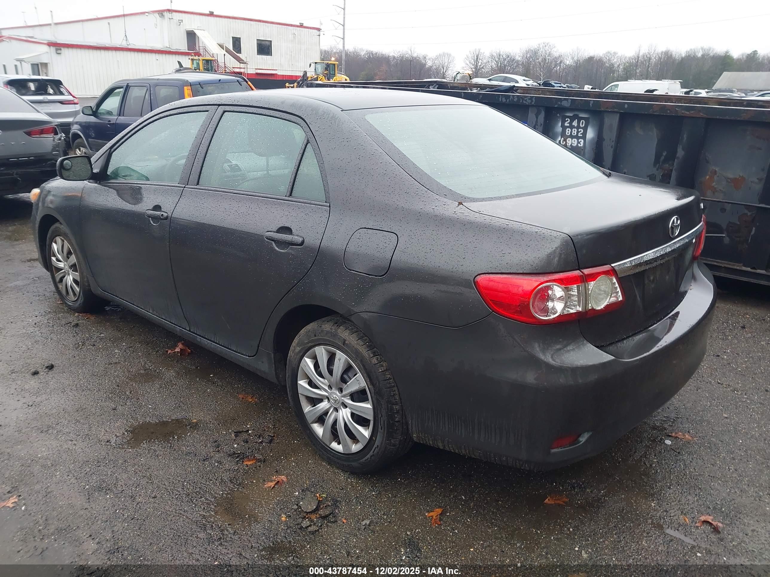 TOYOTA COROLLA image 3