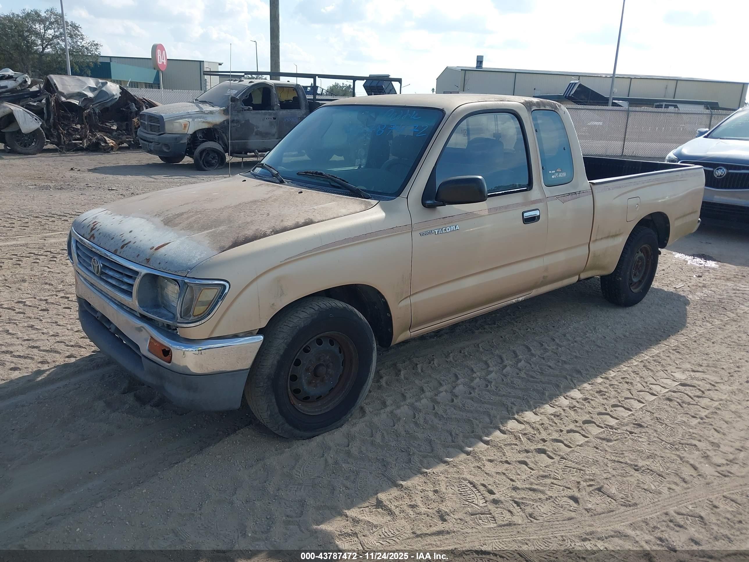 TOYOTA TACOMA image 2
