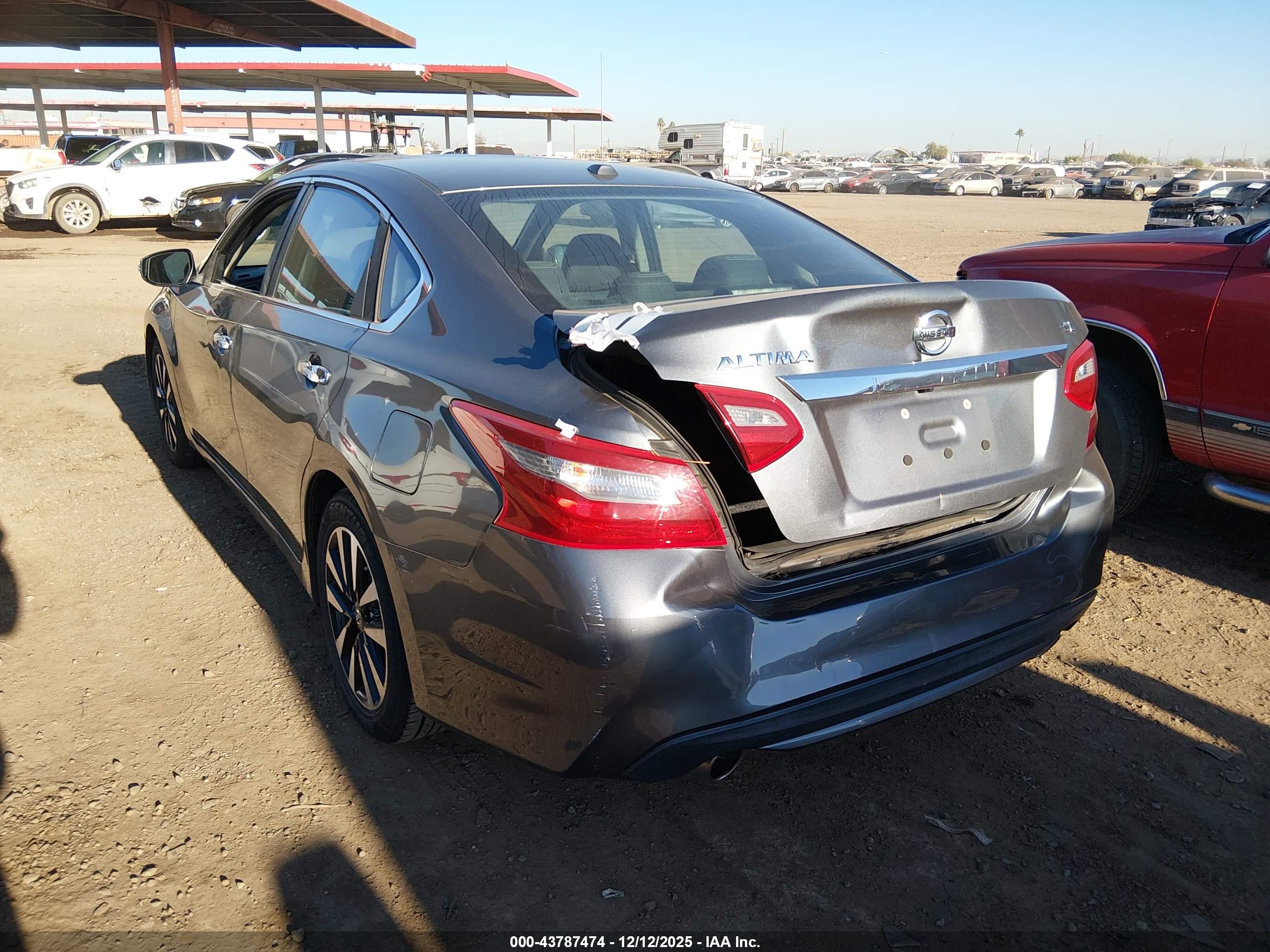 NISSAN ALTIMA image 6