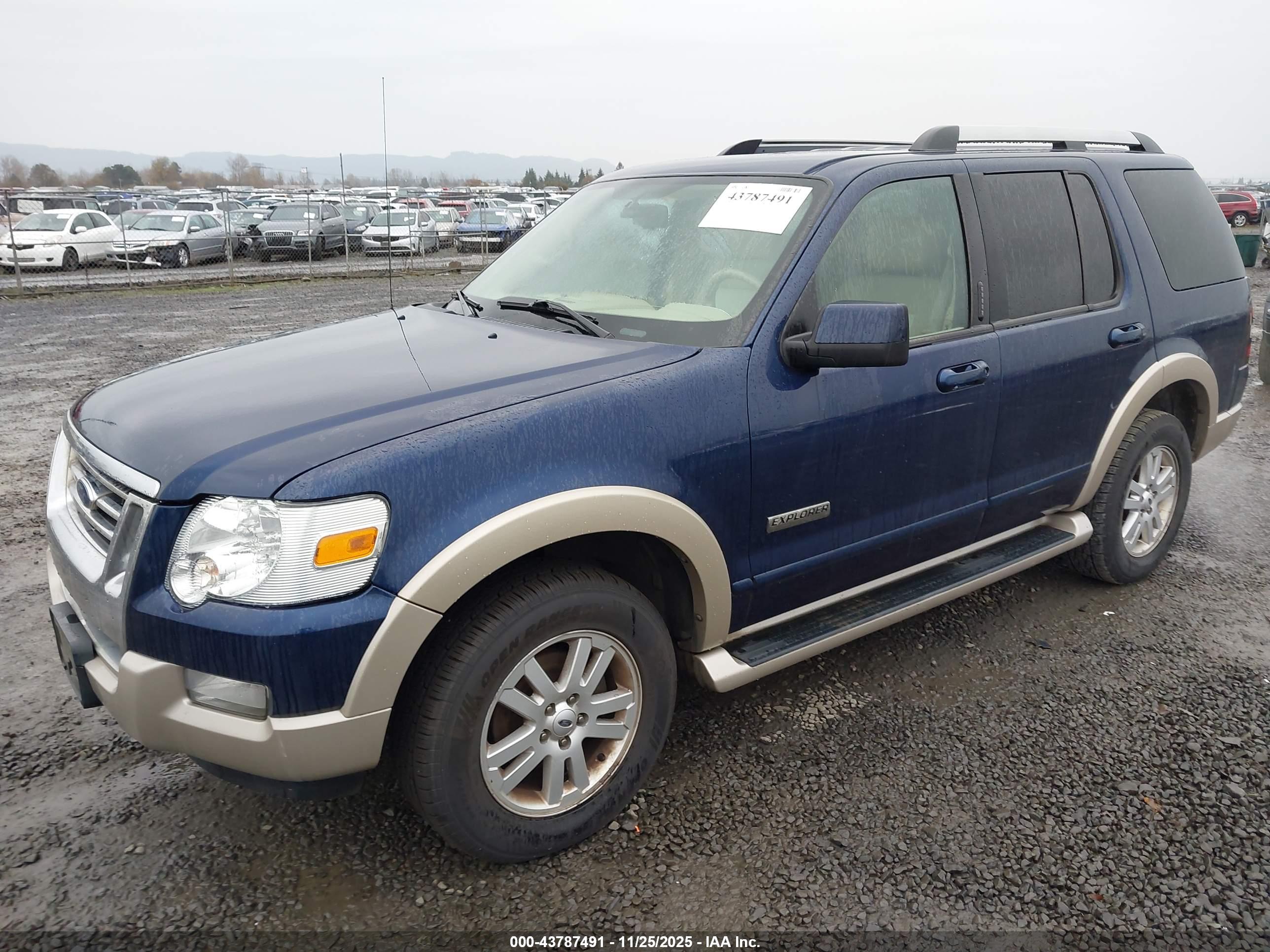 FORD EXPLORER image 2