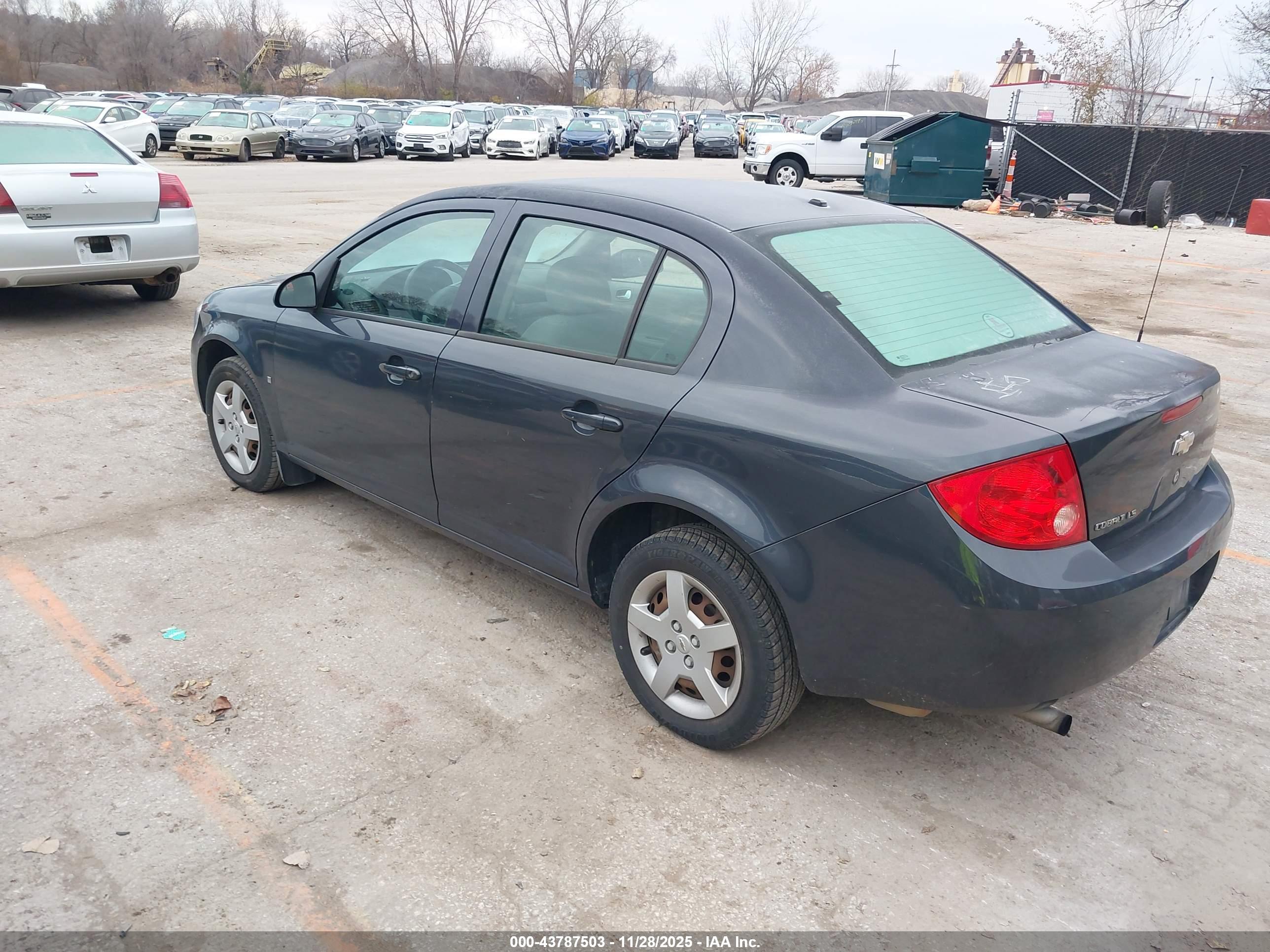 CHEVROLET COBALT image 3