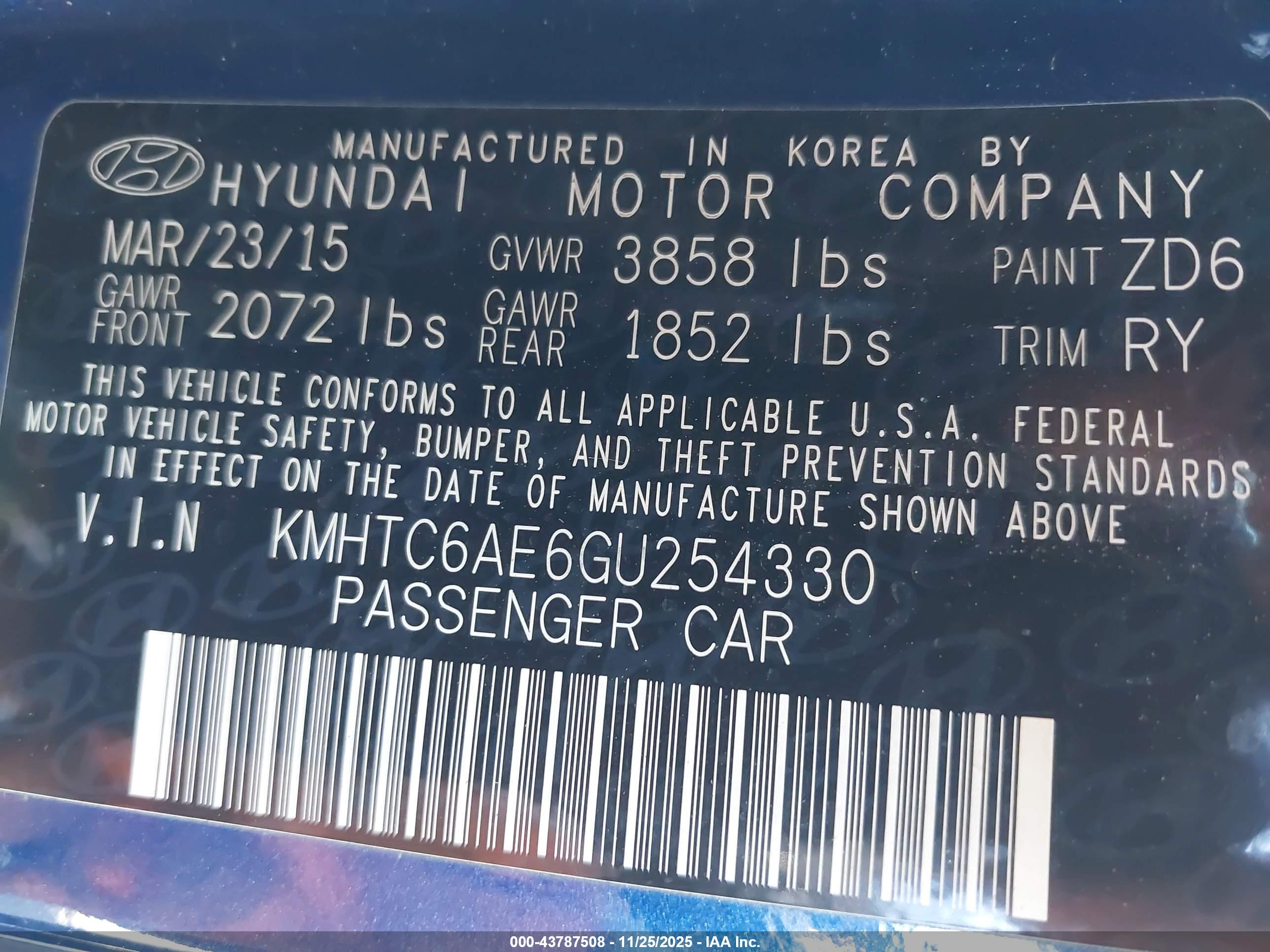 HYUNDAI VELOSTER image 9
