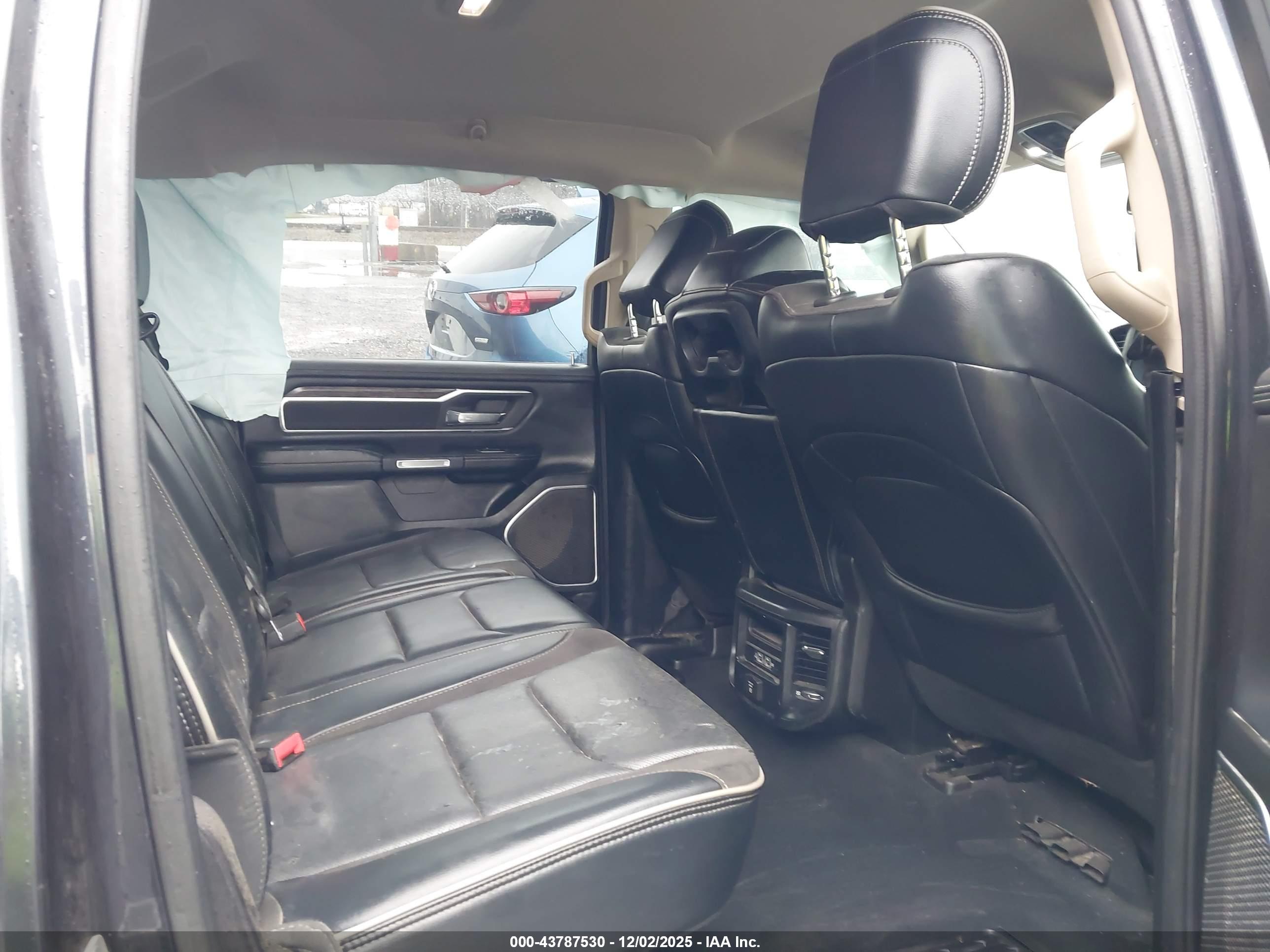 RAM 1500 image 8