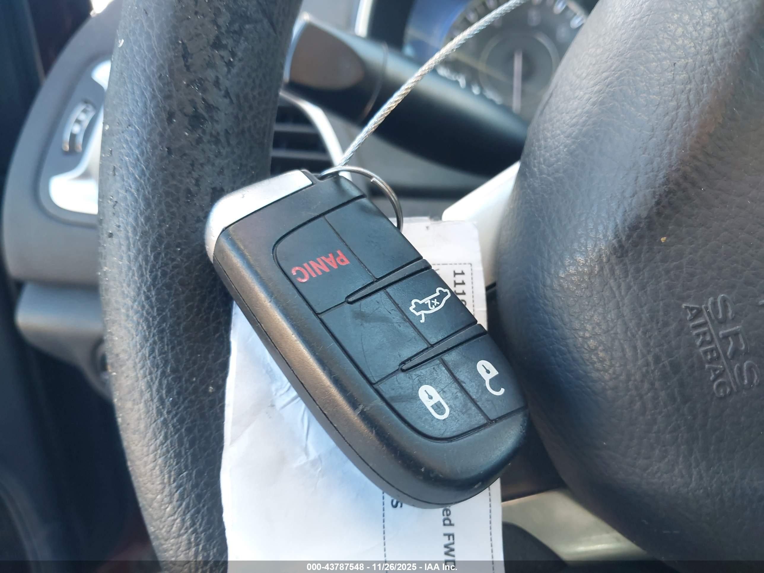 CHRYSLER 200 image 11