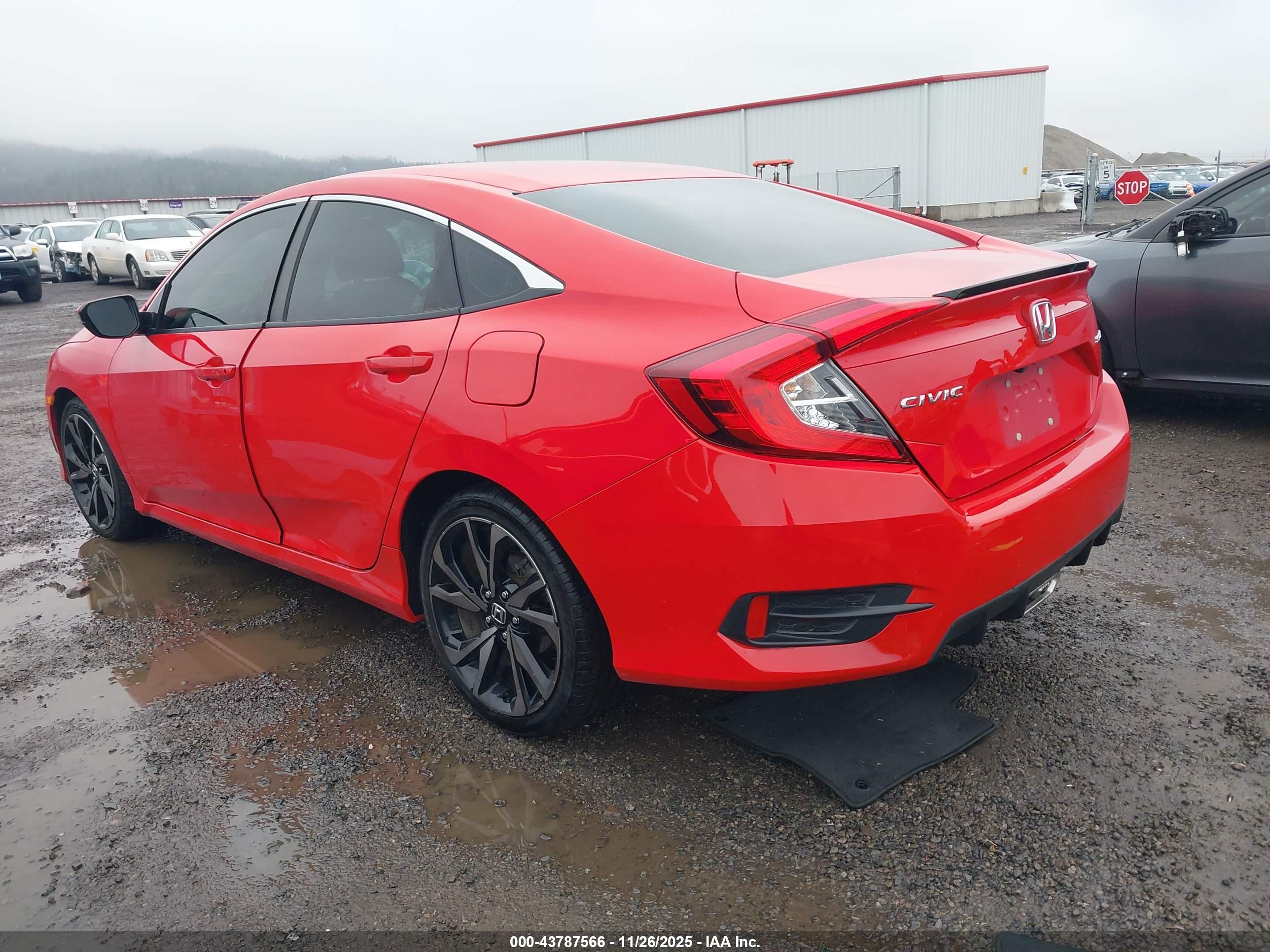 HONDA CIVIC image 3