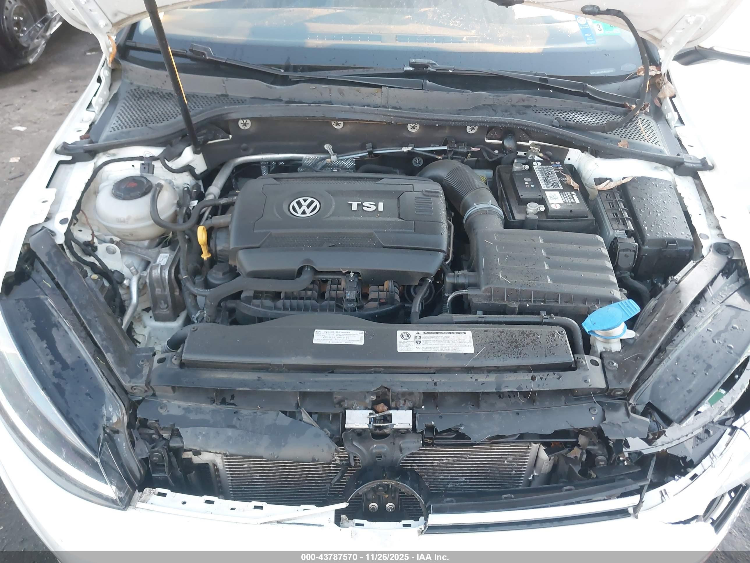 VOLKSWAGEN GOLF image 10