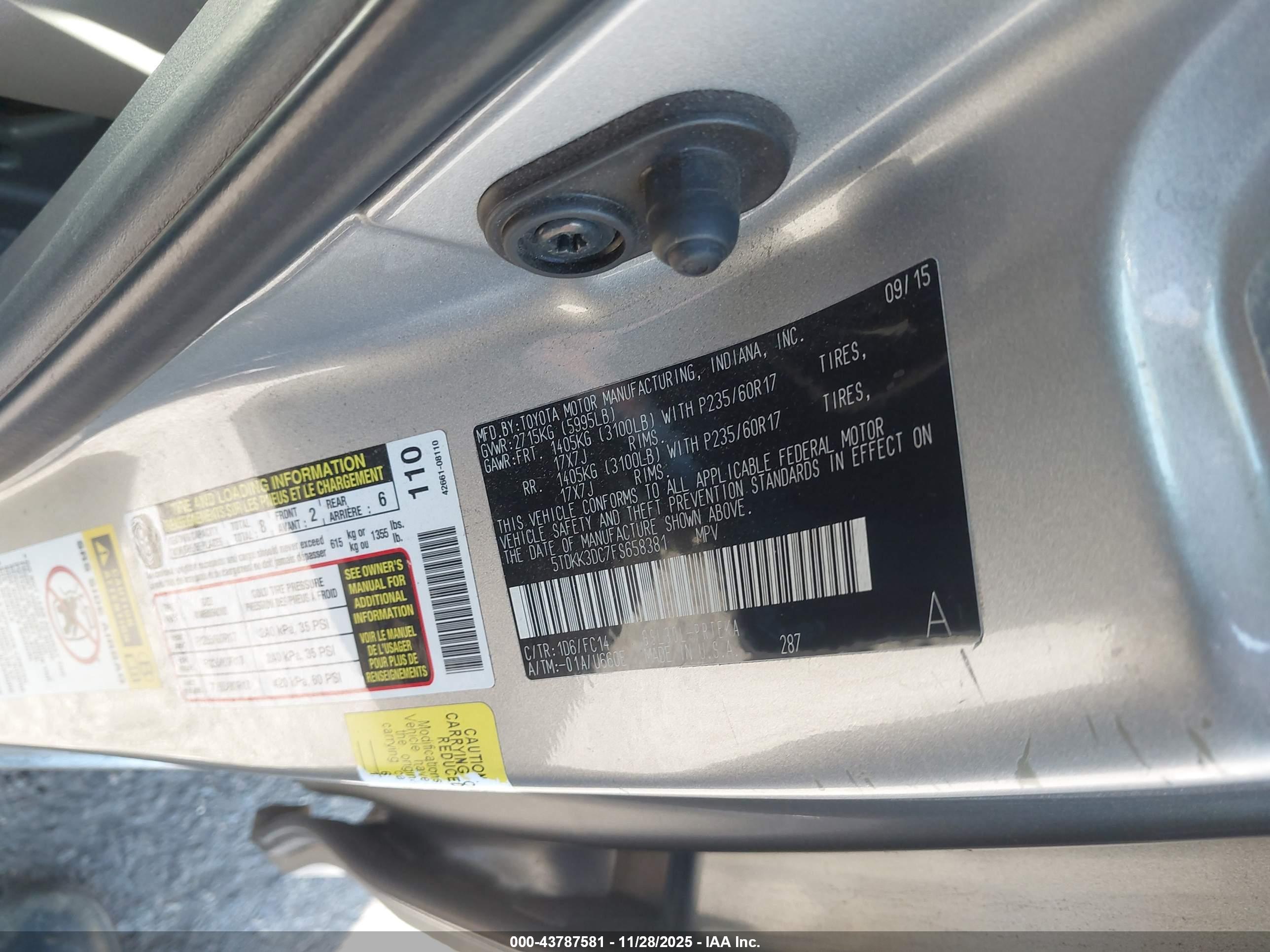 TOYOTA SIENNA image 9