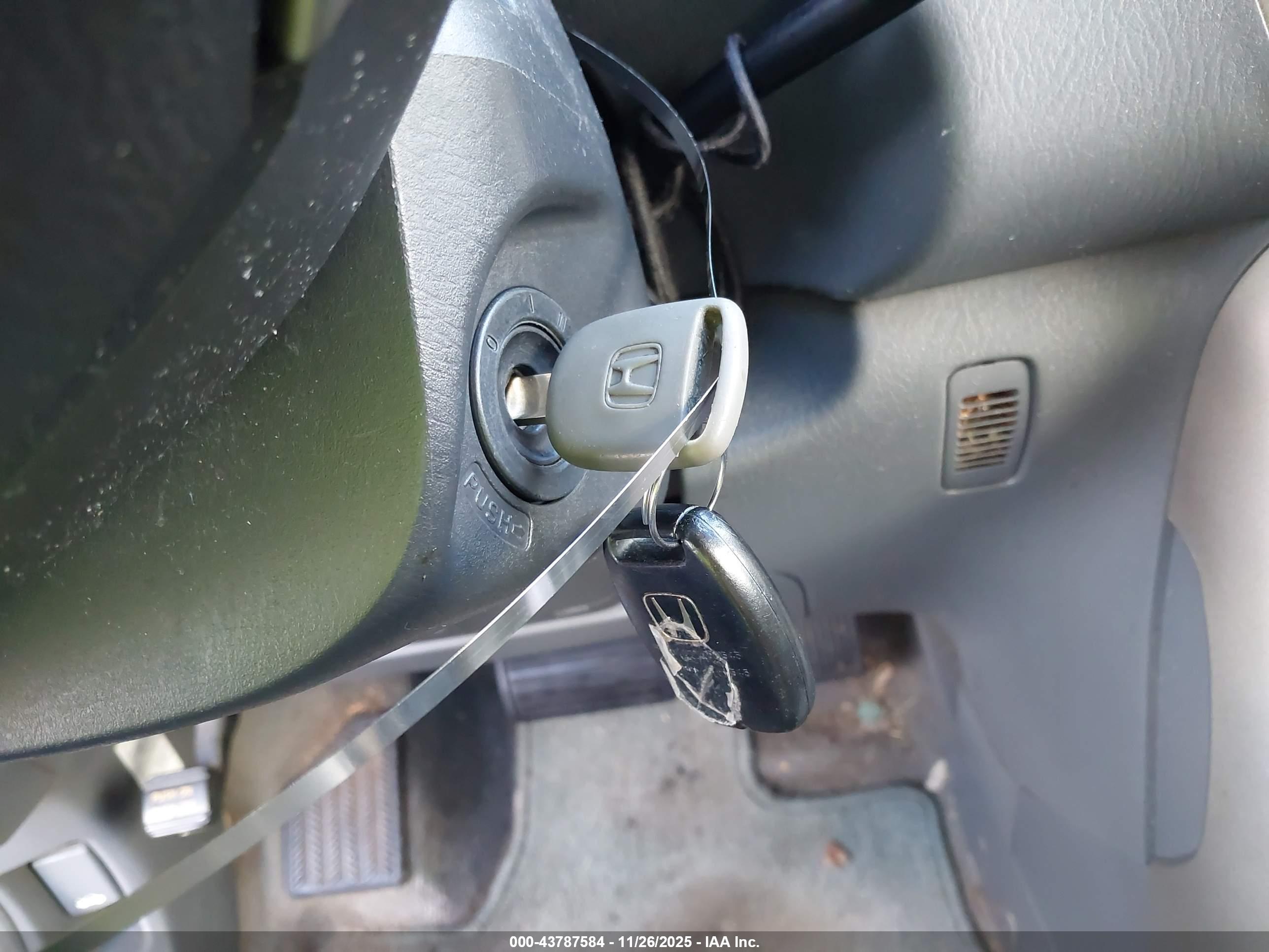 HONDA PILOT image 11