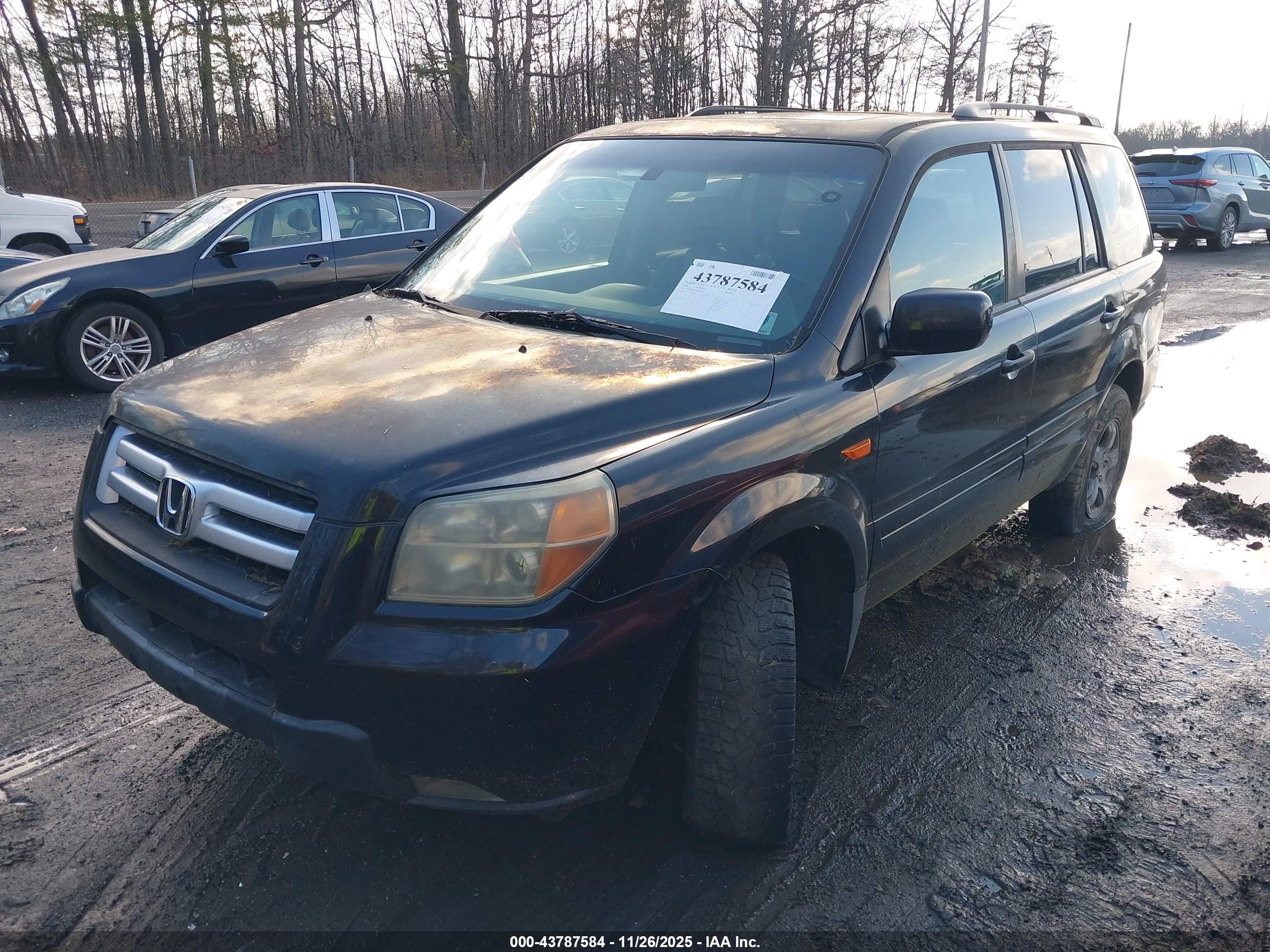 HONDA PILOT image 2