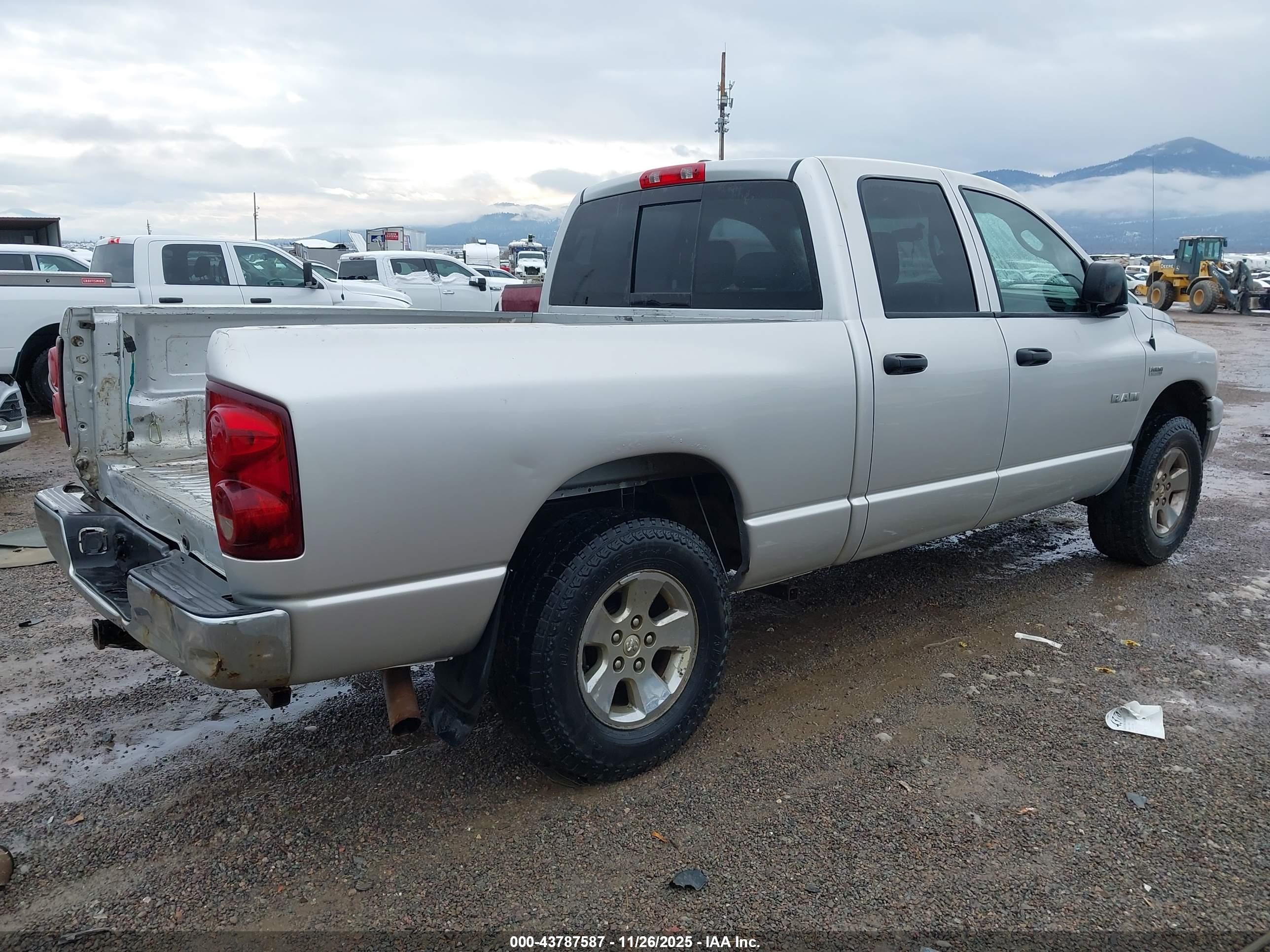 DODGE RAM image 4