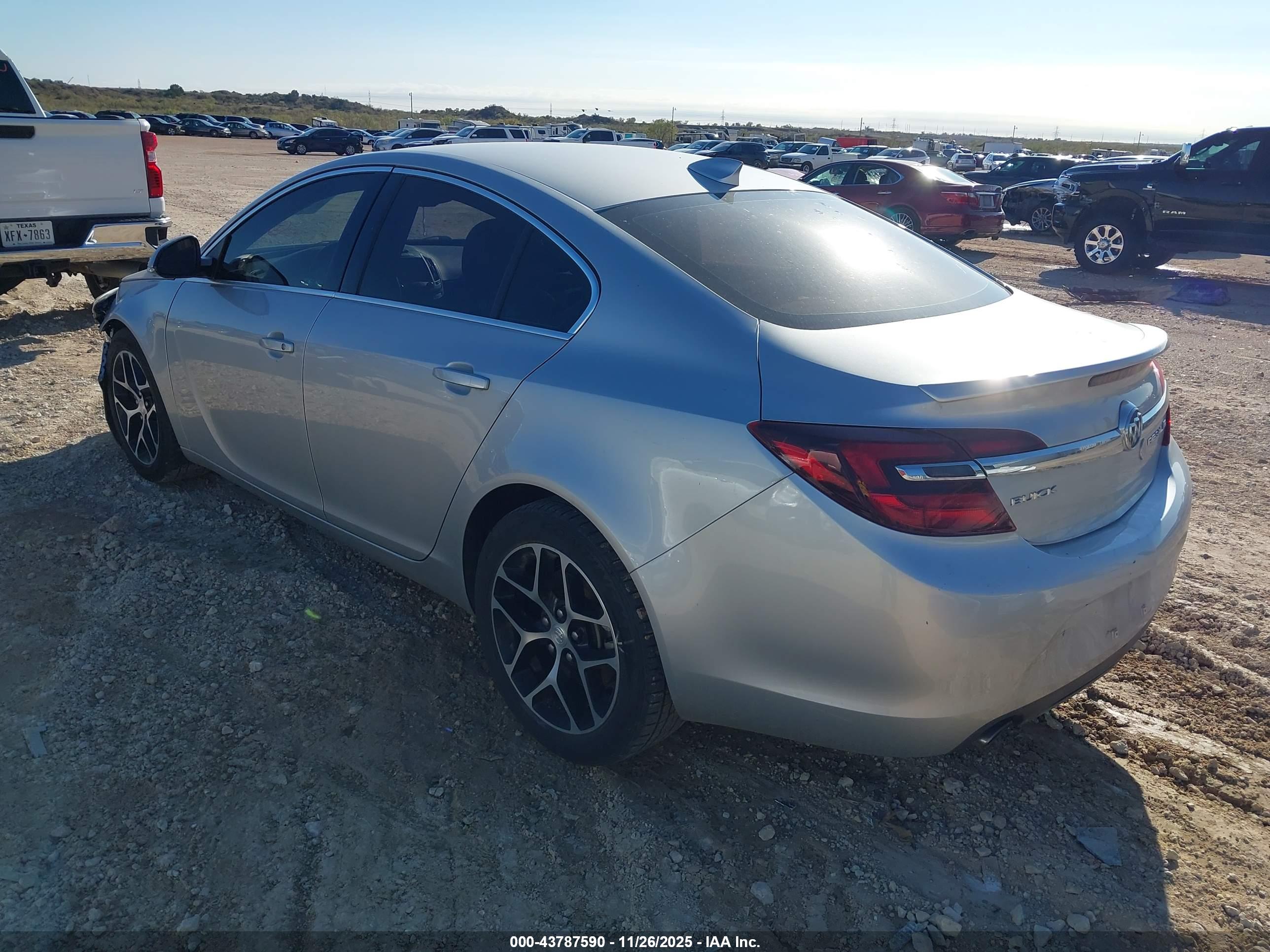 BUICK REGAL image 3