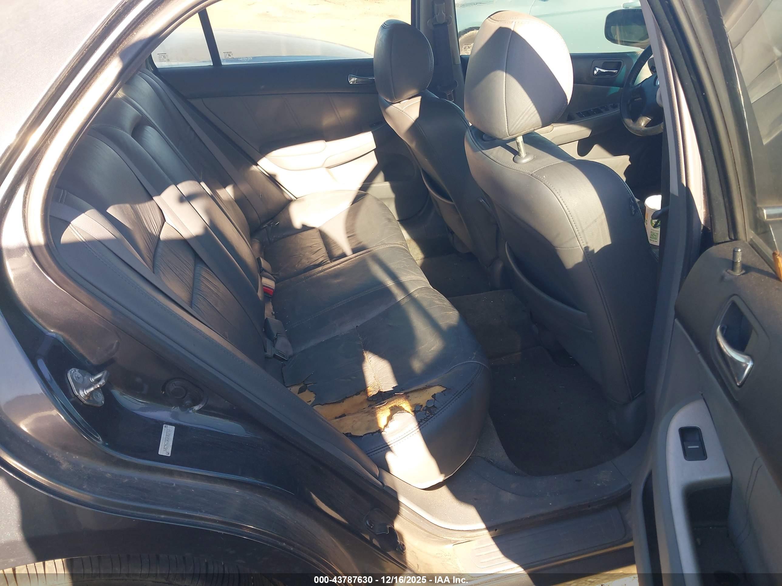 HONDA ACCORD image 8