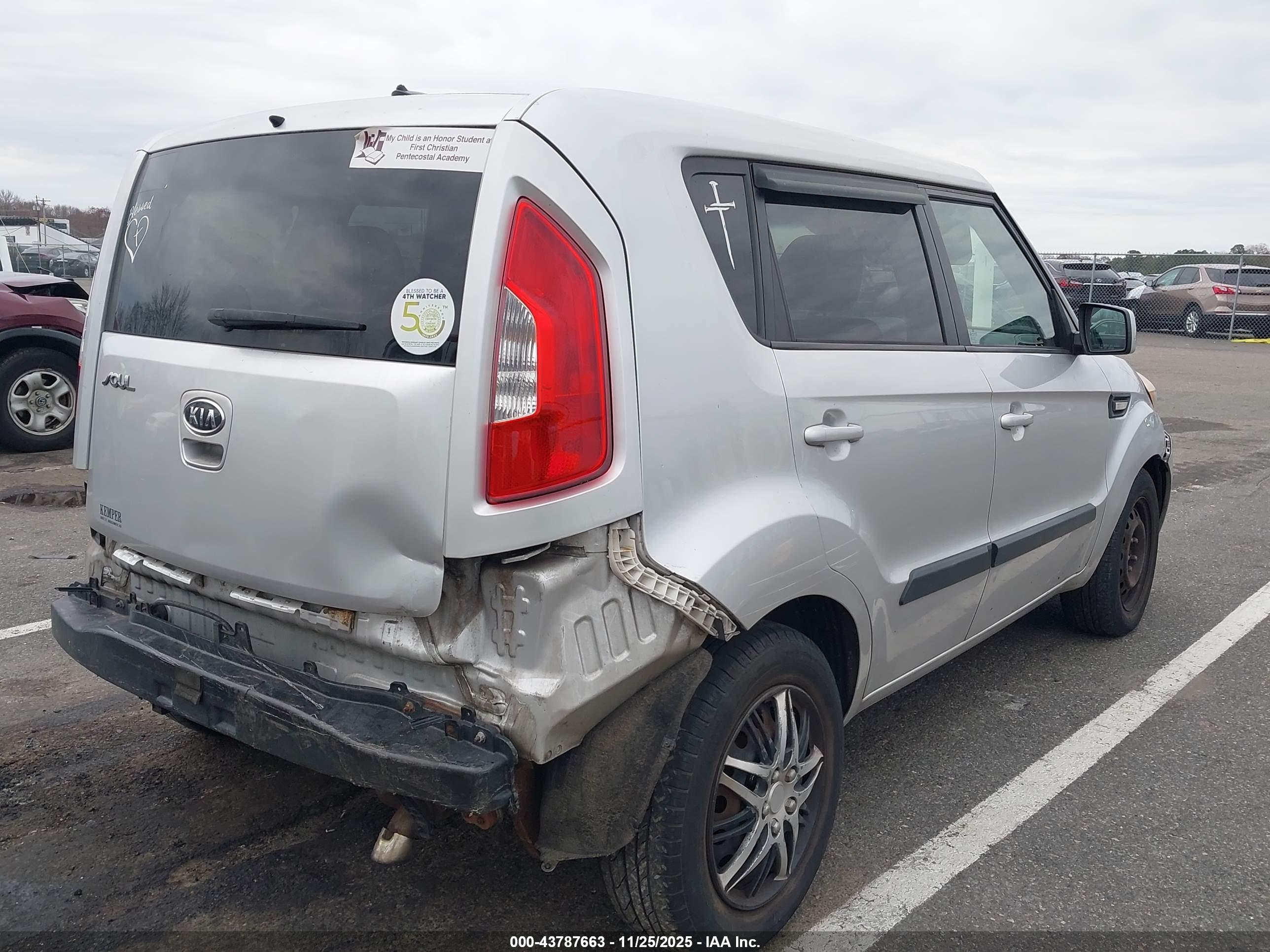 KIA SOUL image 4