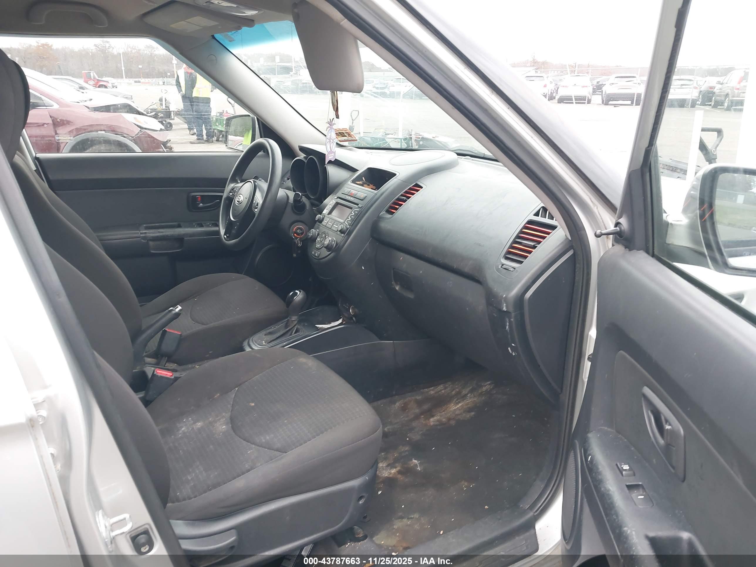 KIA SOUL image 5