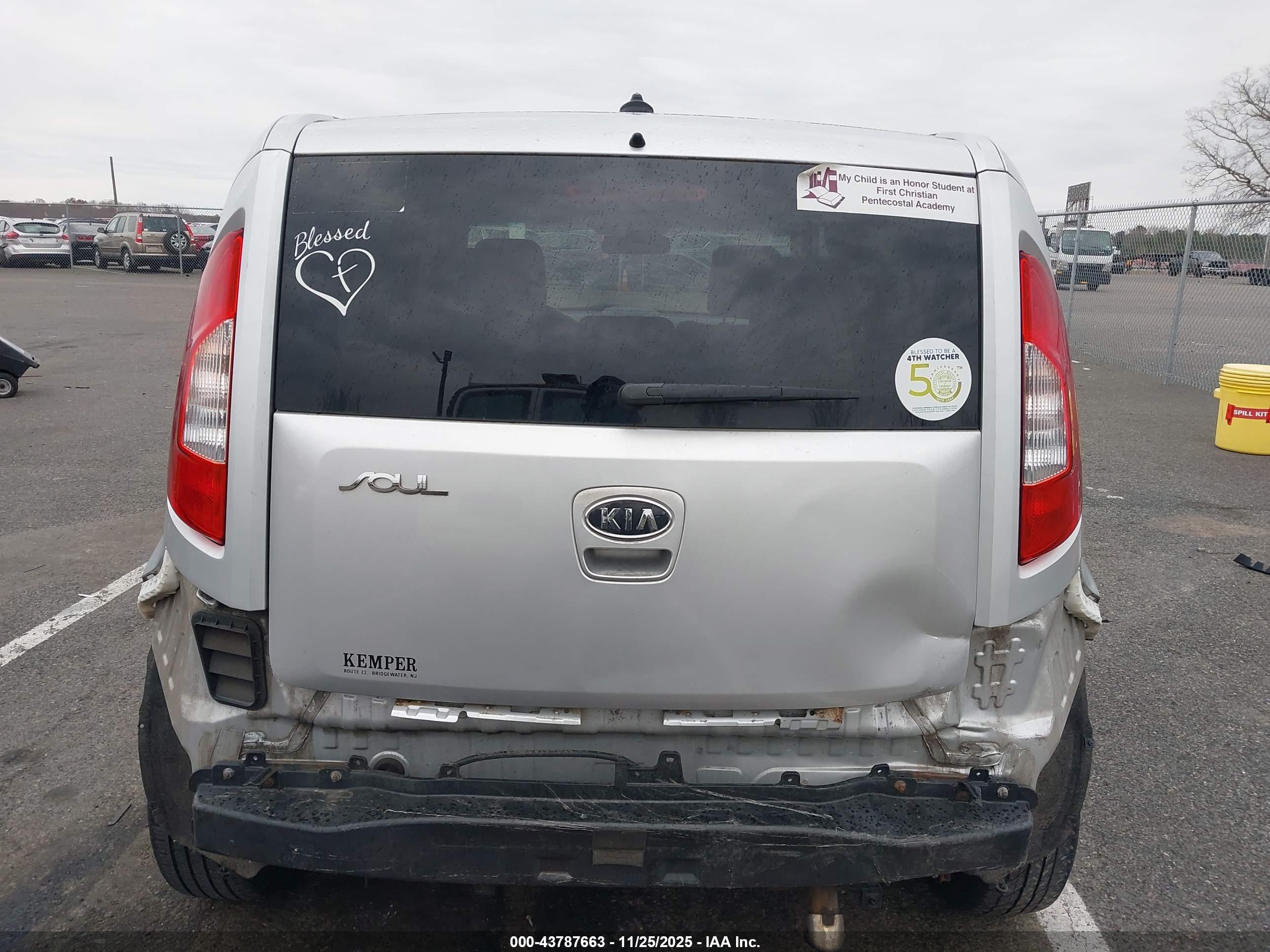 KIA SOUL image 6