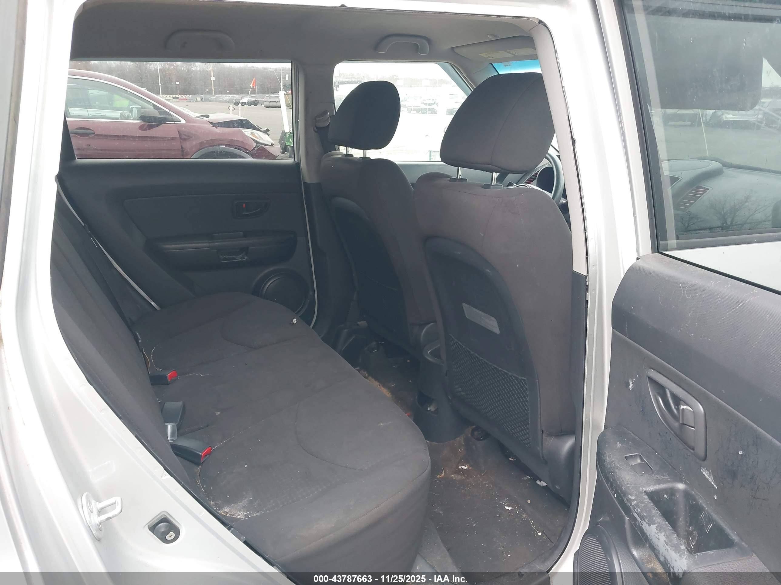 KIA SOUL image 8