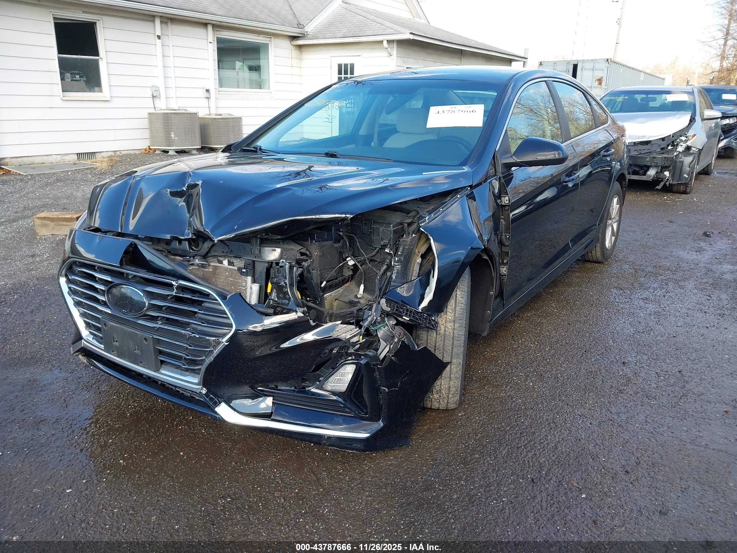 HYUNDAI SONATA image 6