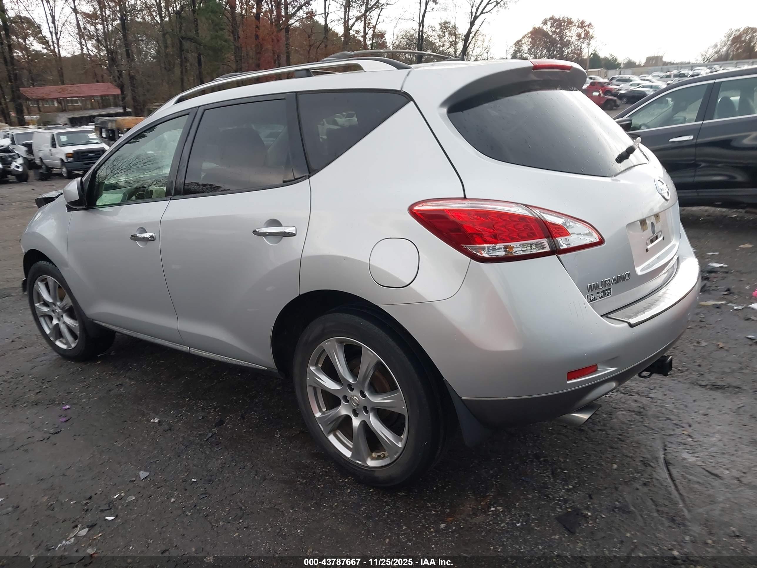 NISSAN MURANO image 3