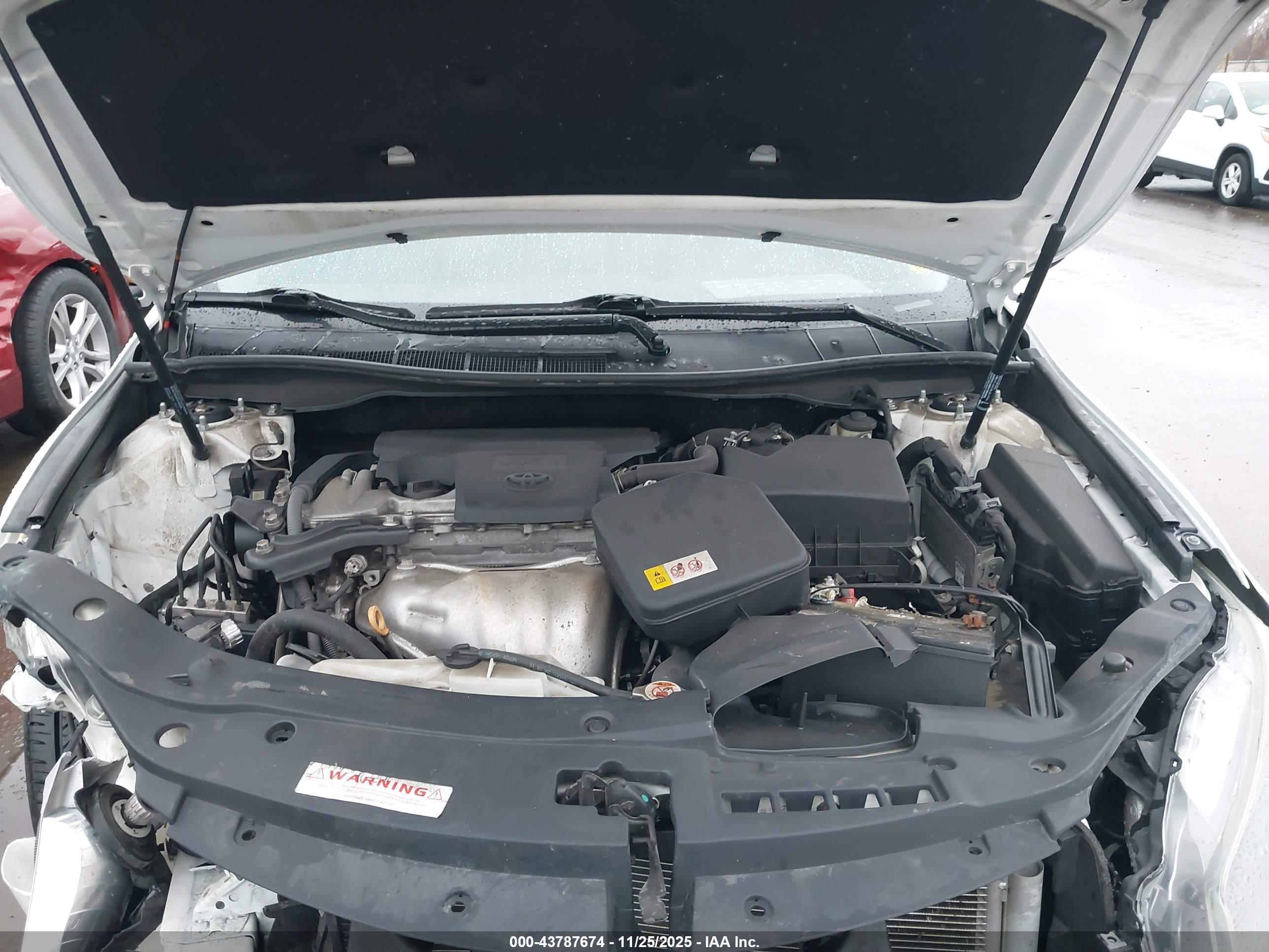 TOYOTA CAMRY image 10