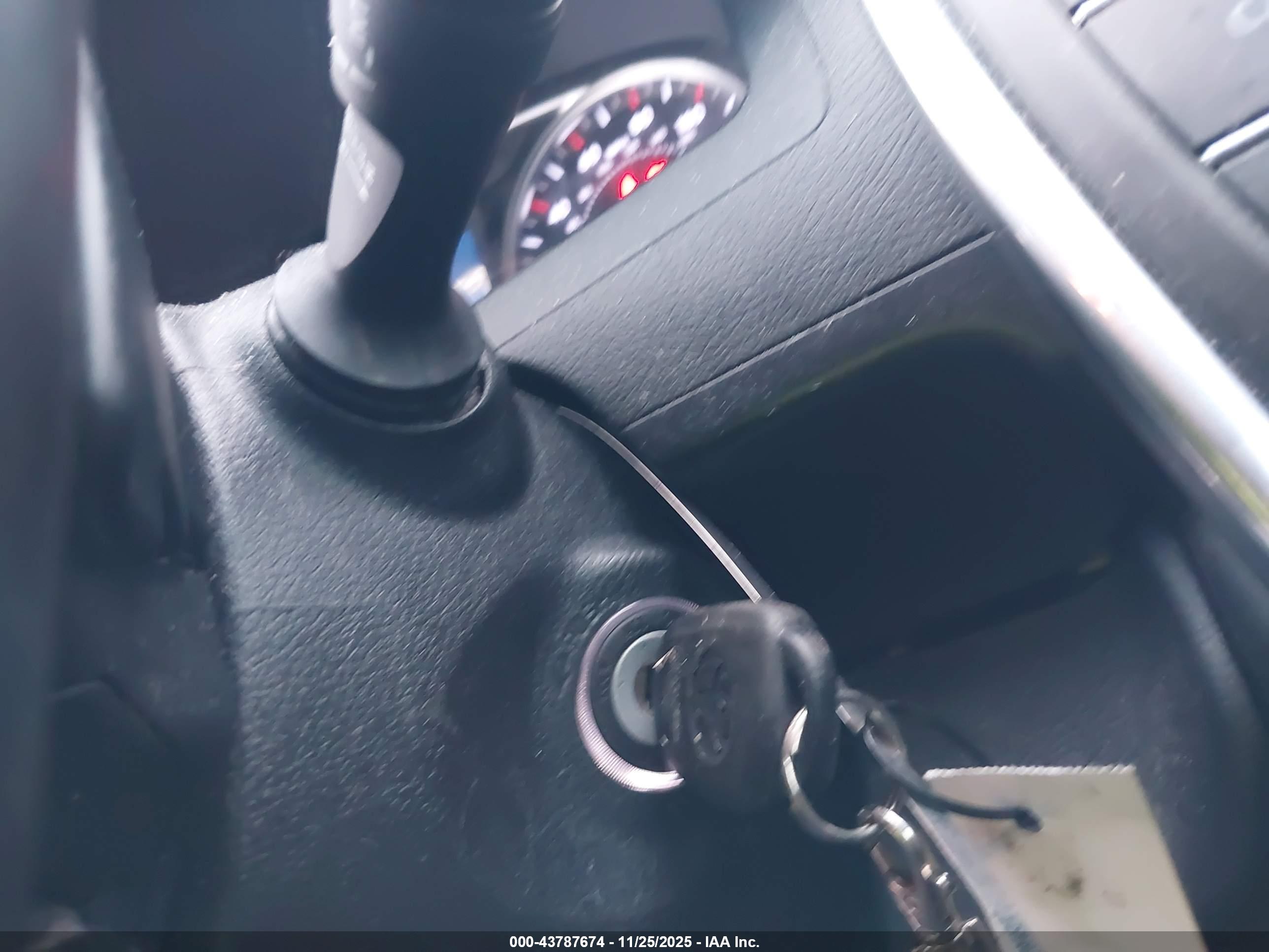 TOYOTA CAMRY image 11