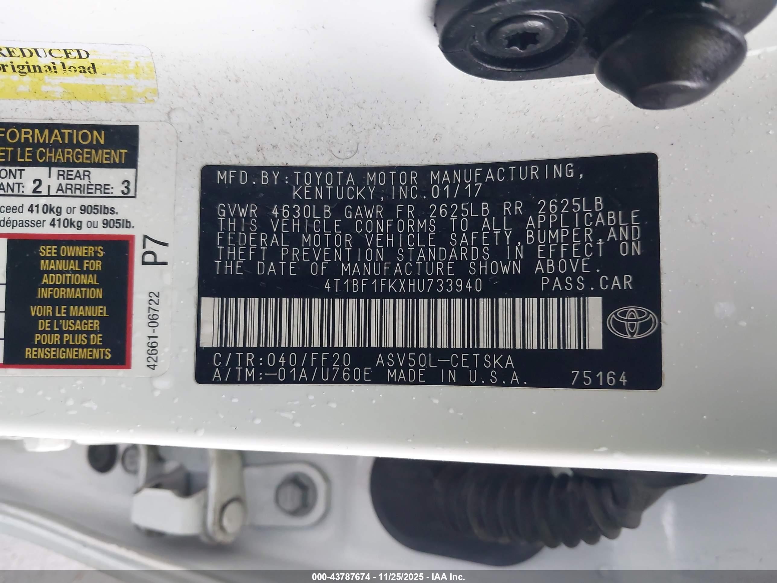 TOYOTA CAMRY image 9
