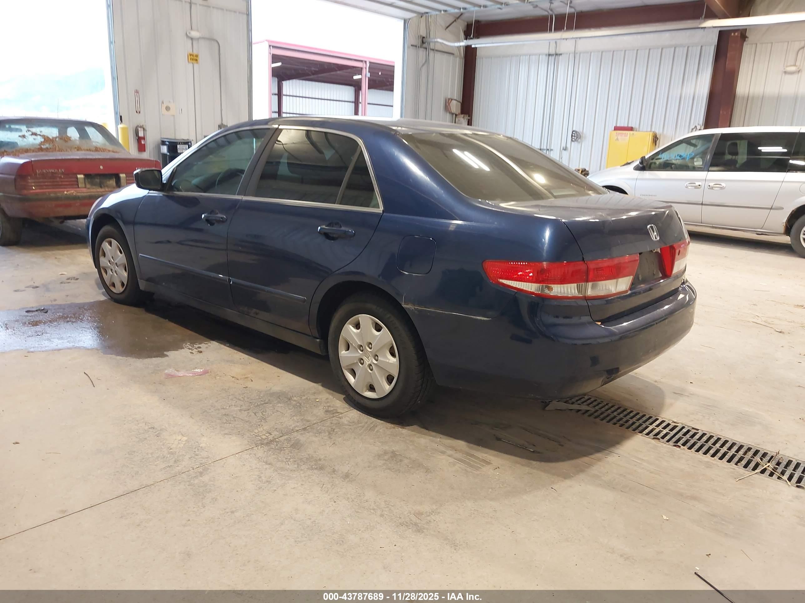 HONDA ACCORD image 3