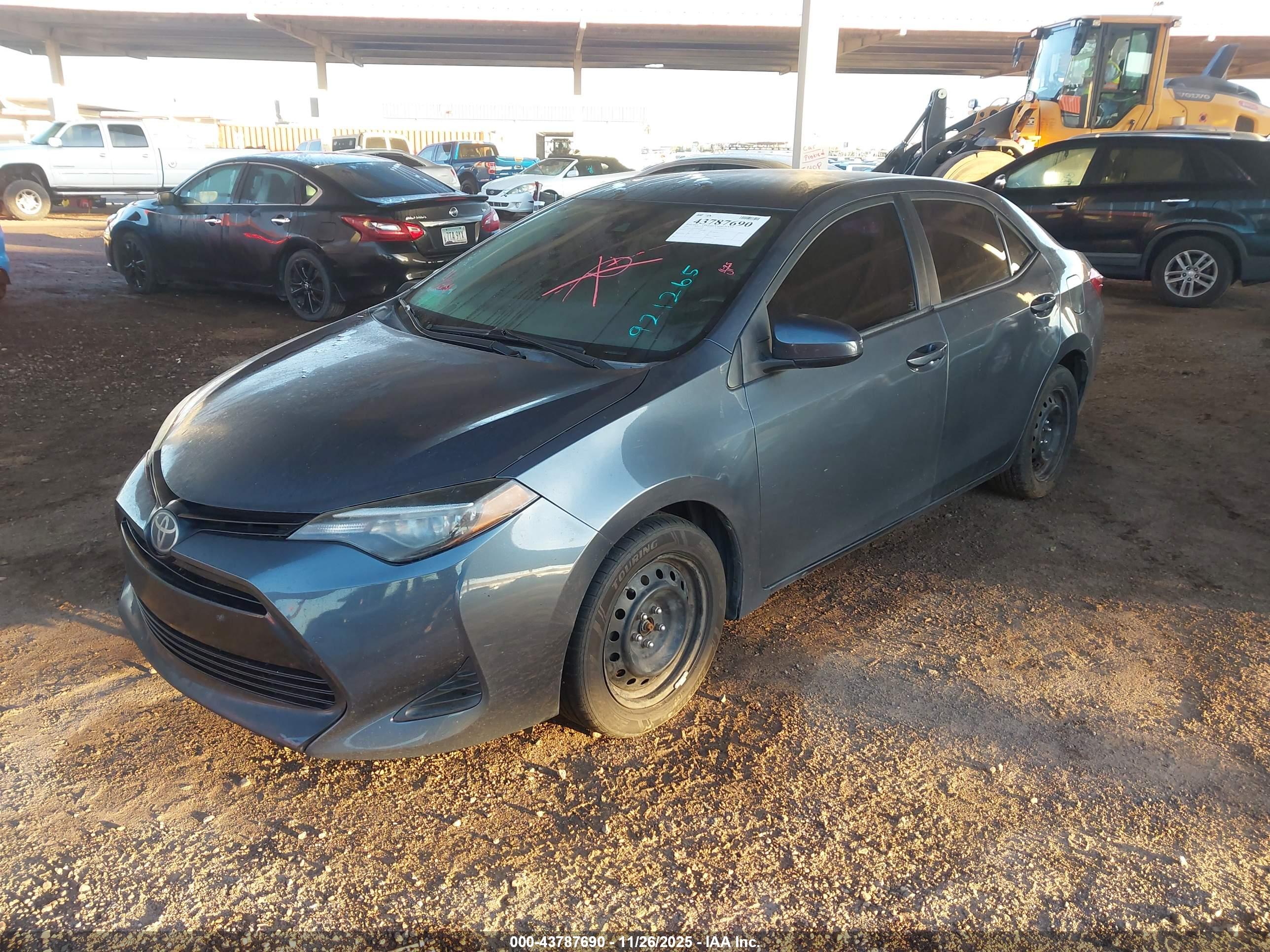 TOYOTA COROLLA image 2