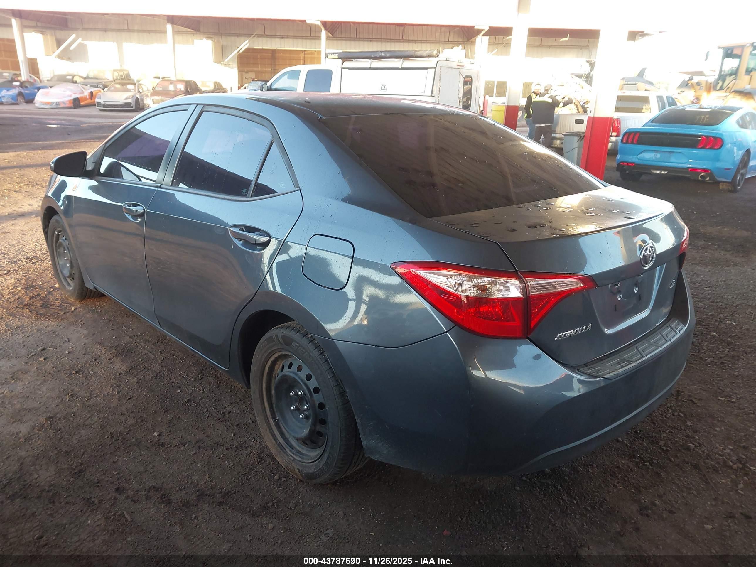 TOYOTA COROLLA image 3
