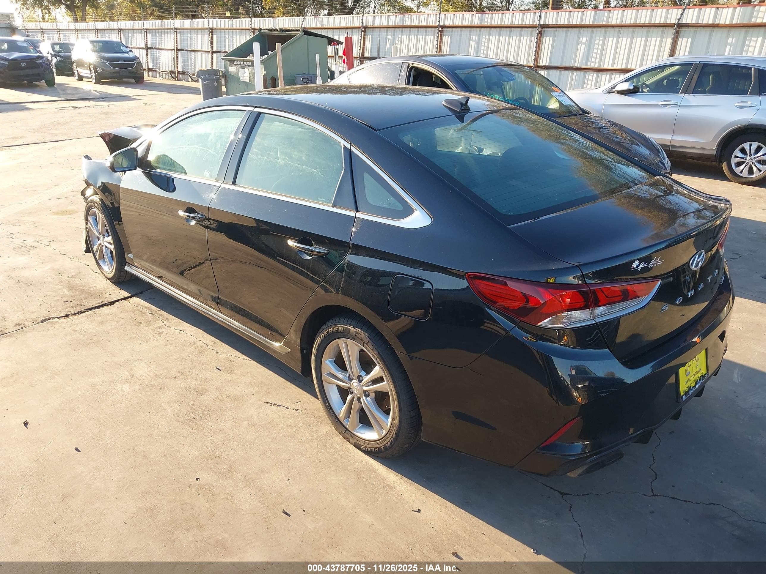 HYUNDAI SONATA image 3