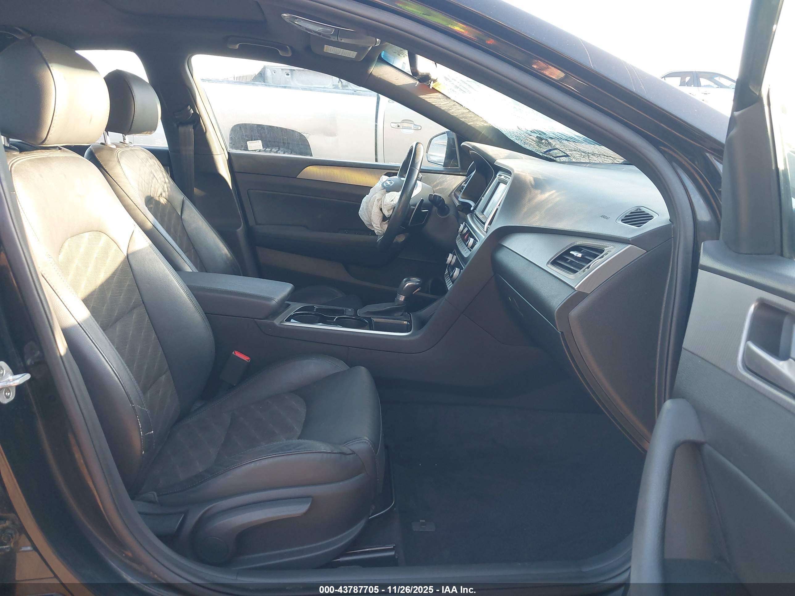 HYUNDAI SONATA image 5