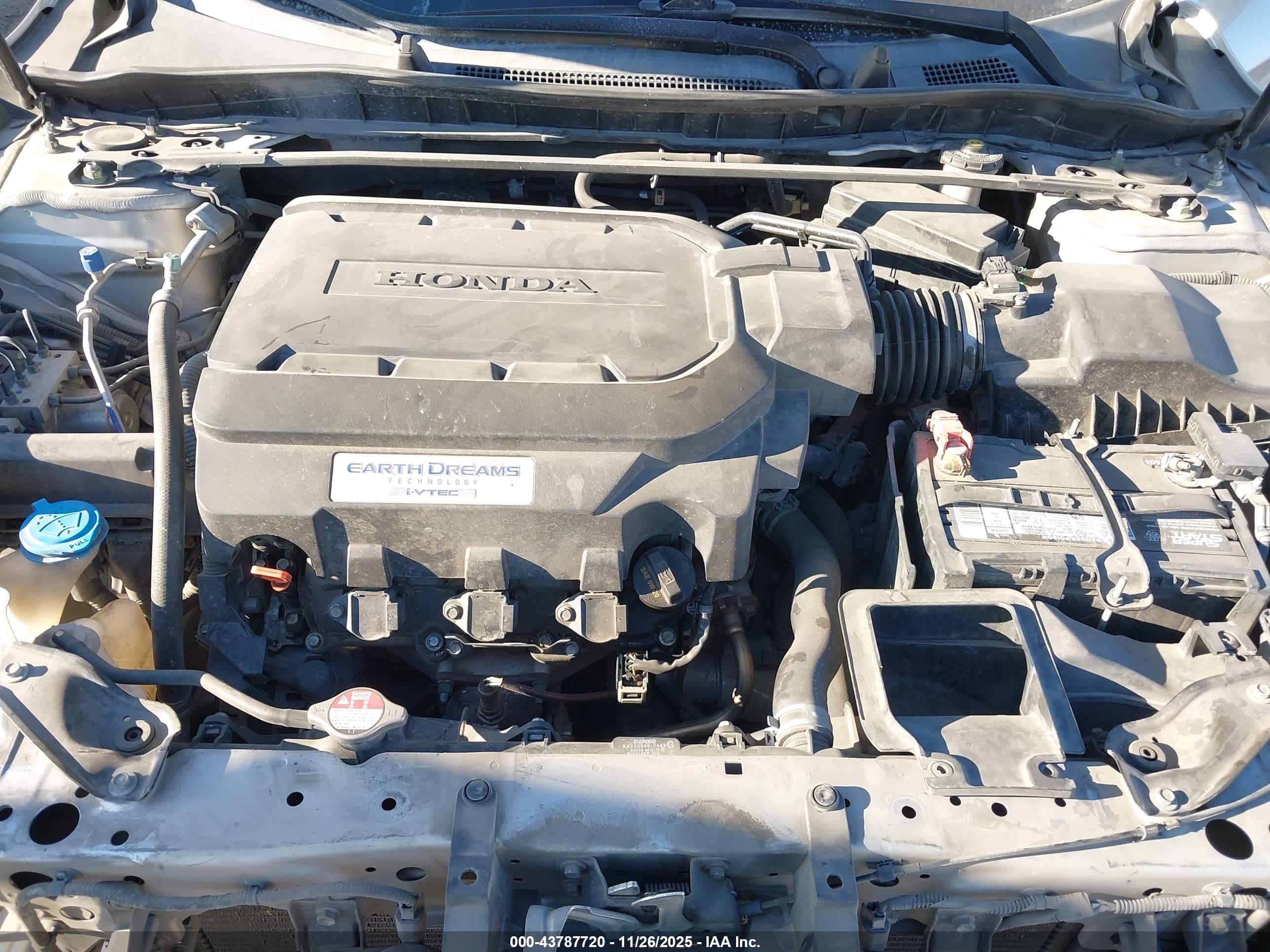 HONDA ACCORD image 10