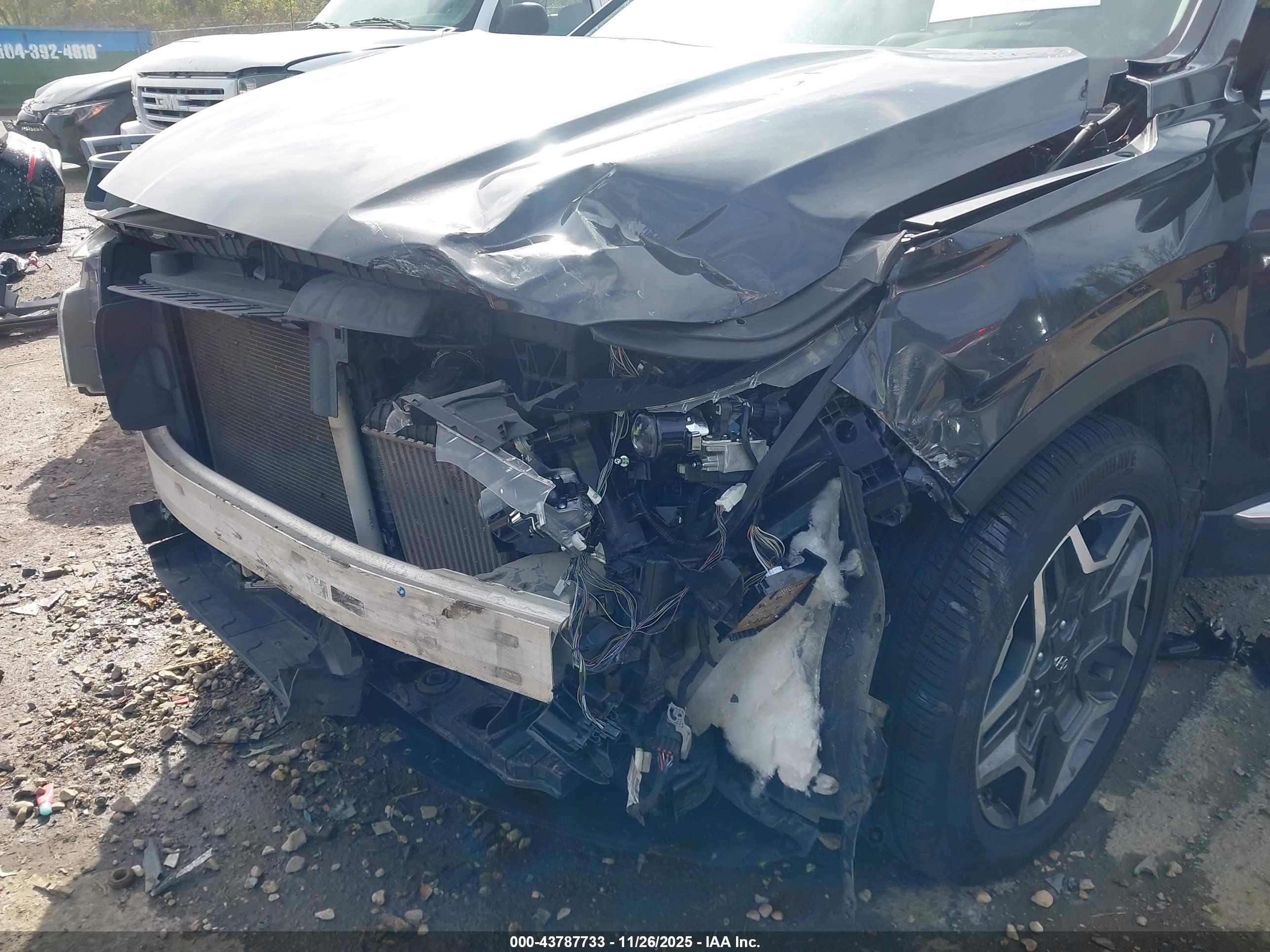 HYUNDAI SANTA image 6