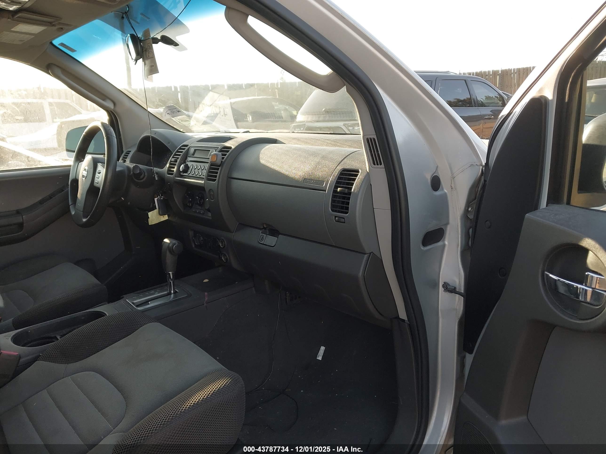 NISSAN XTERRA image 5