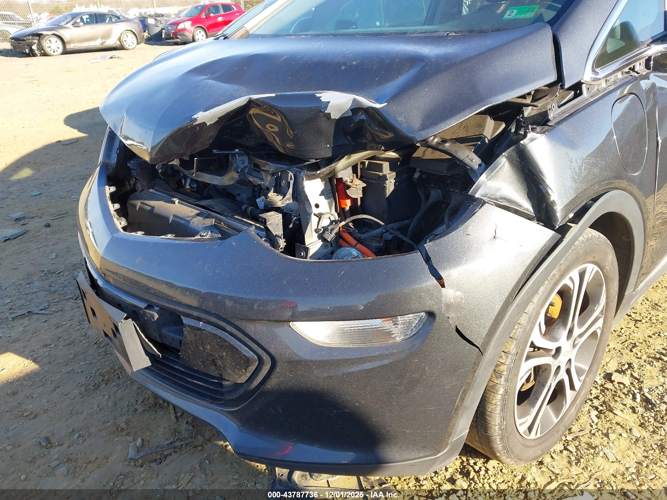 CHEVROLET BOLT image 6