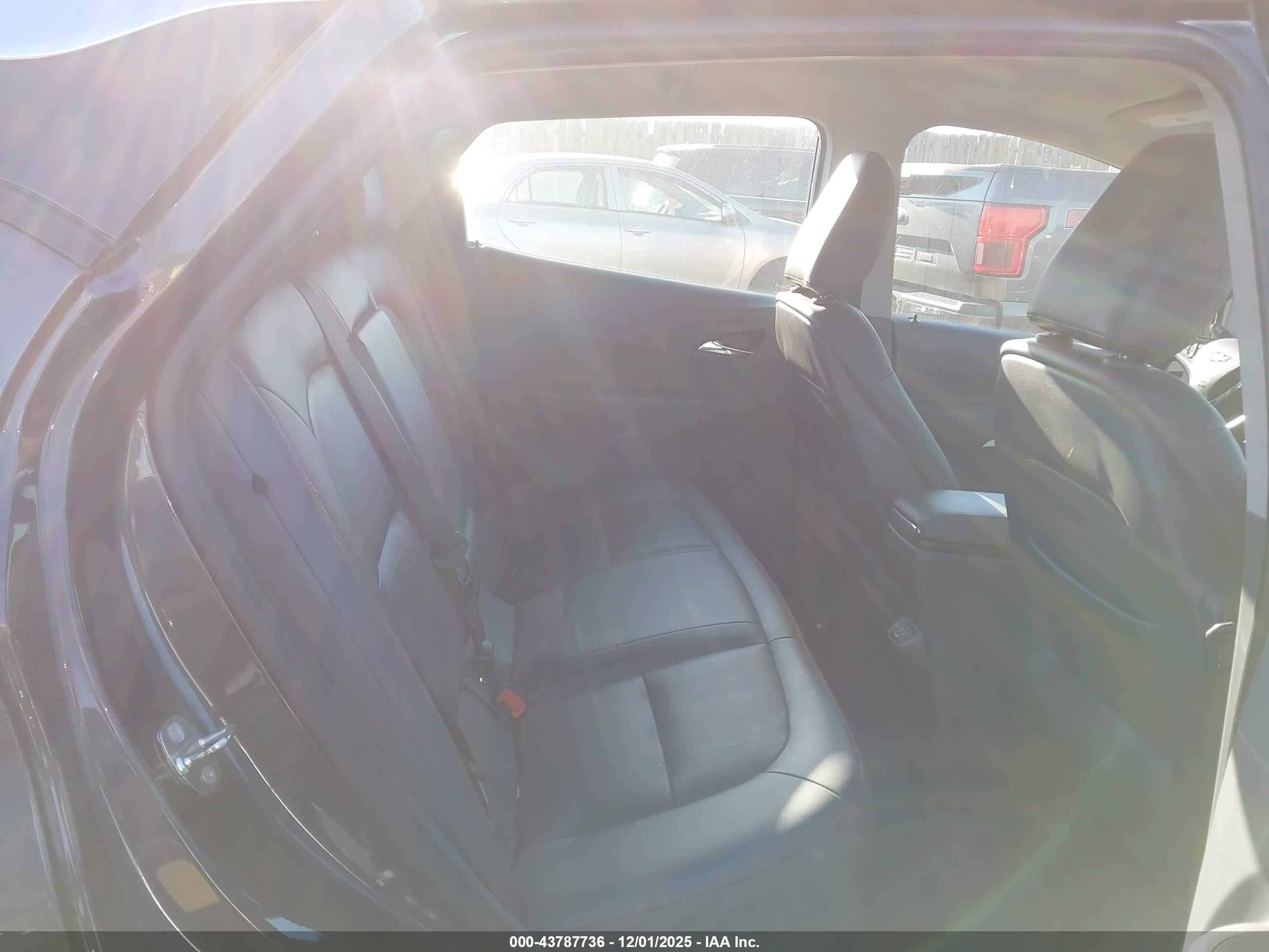 CHEVROLET BOLT image 8