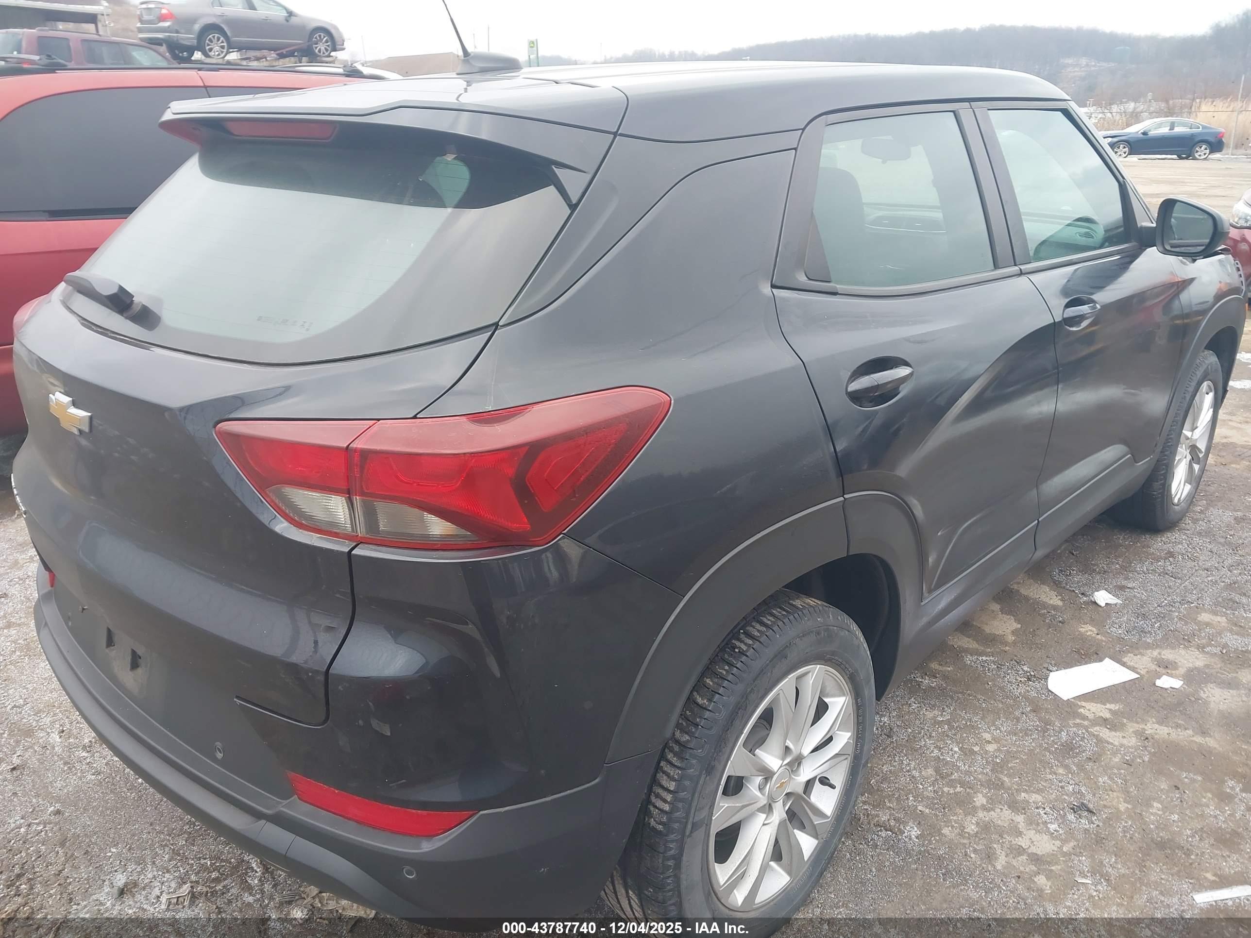 CHEVROLET TRAILBLAZER image 4