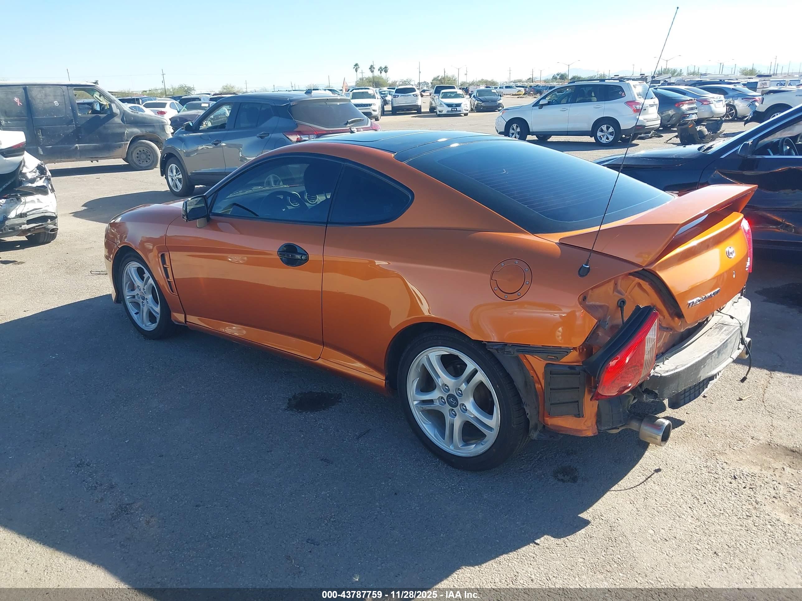 HYUNDAI TIBURON image 3